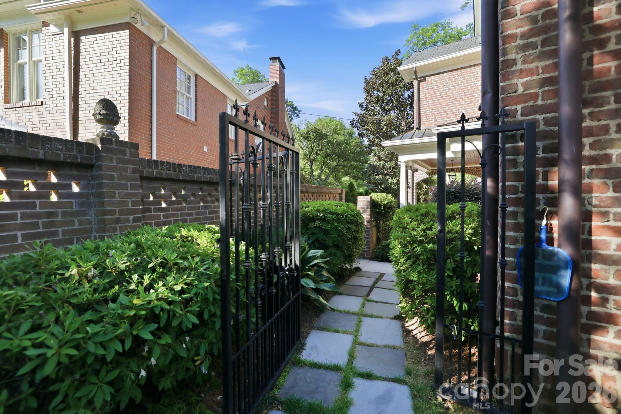 309 Hempstead Place