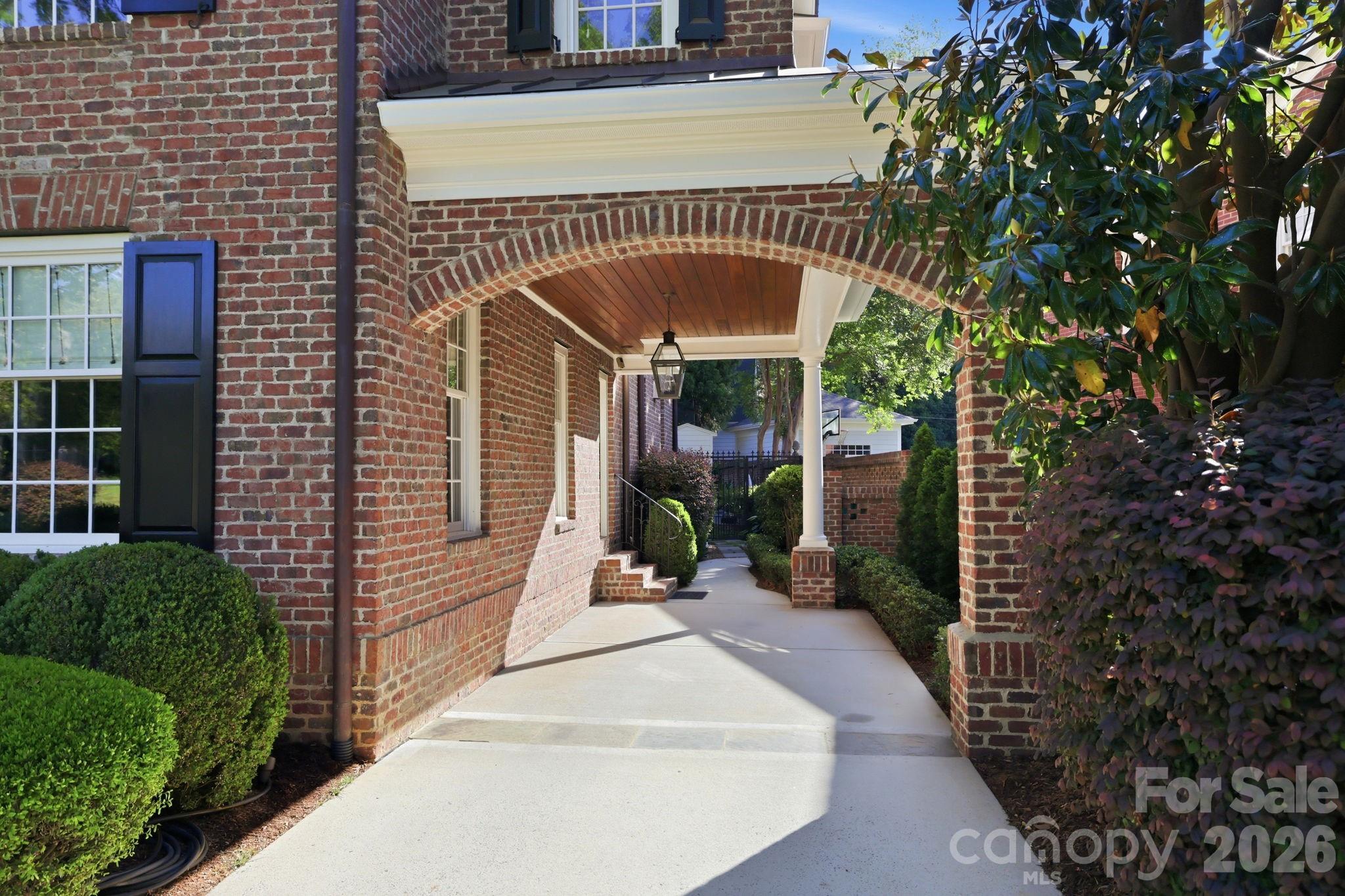 309 Hempstead Place