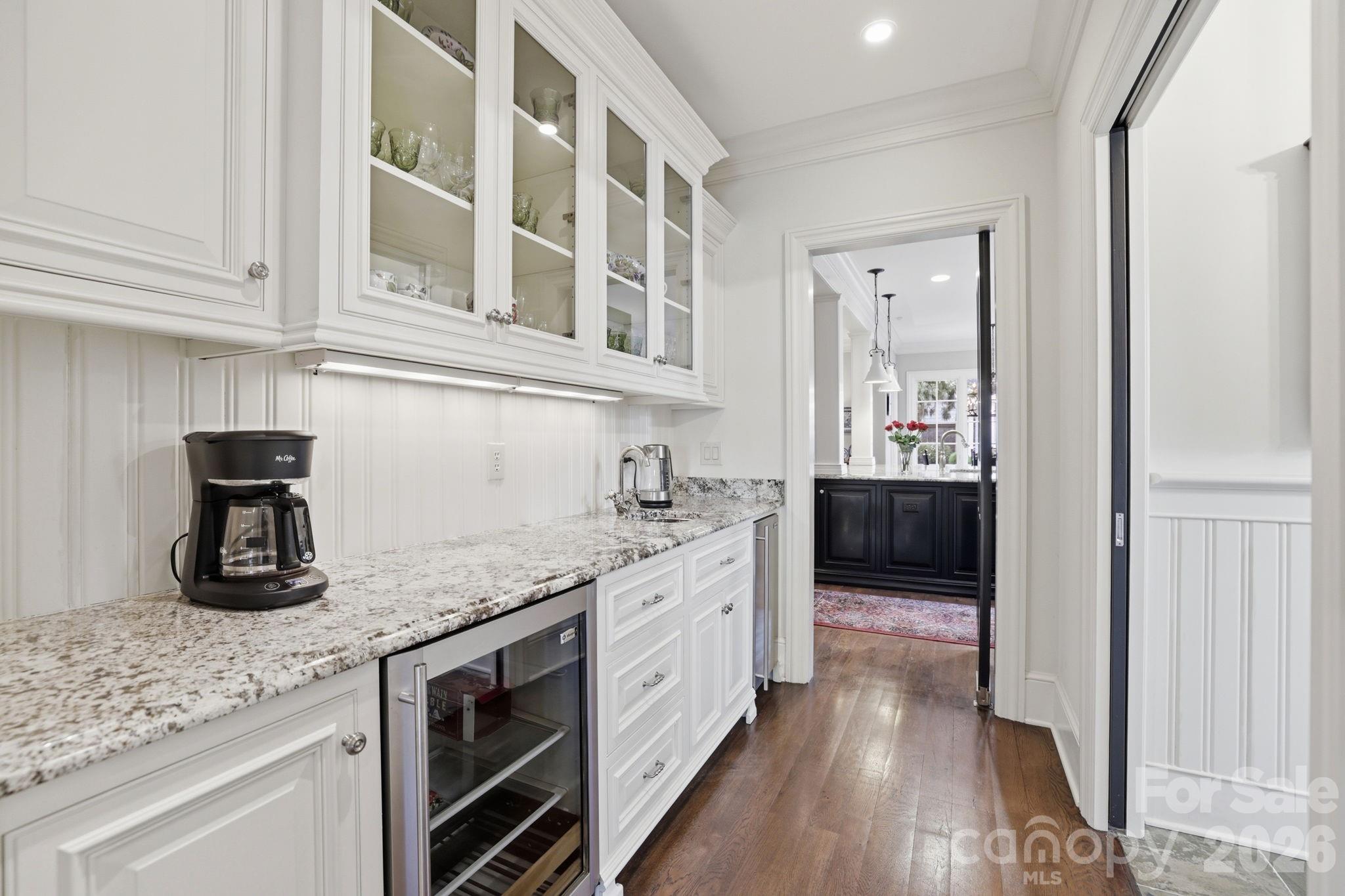 309 Hempstead Place