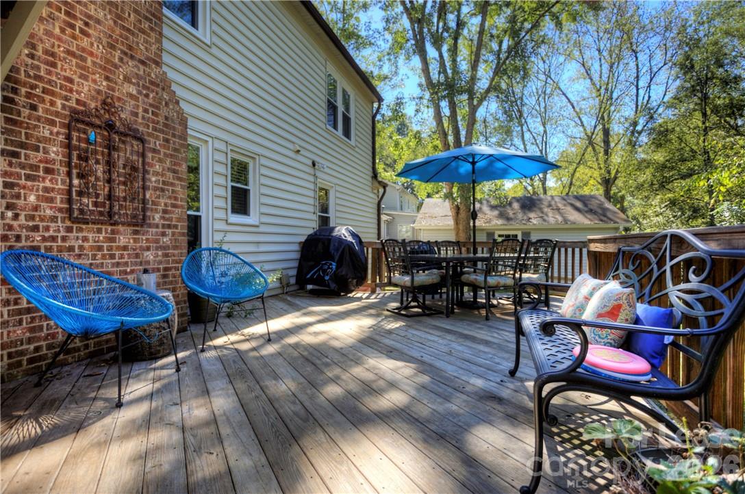 3806 Bridgewood Lane