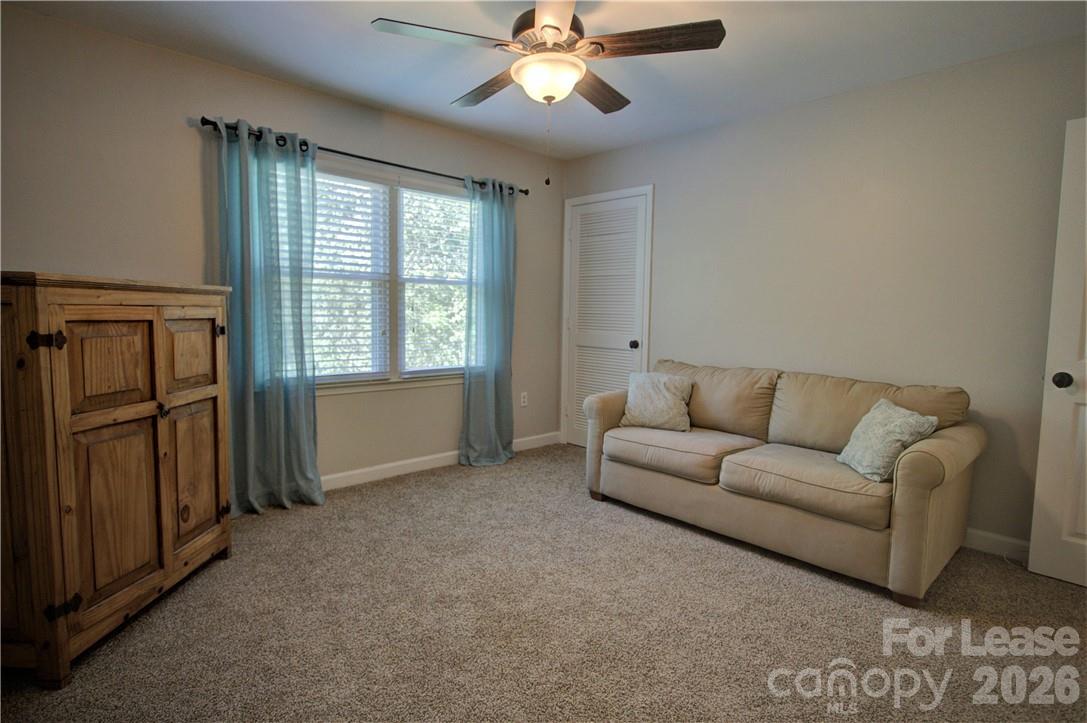 3806 Bridgewood Lane