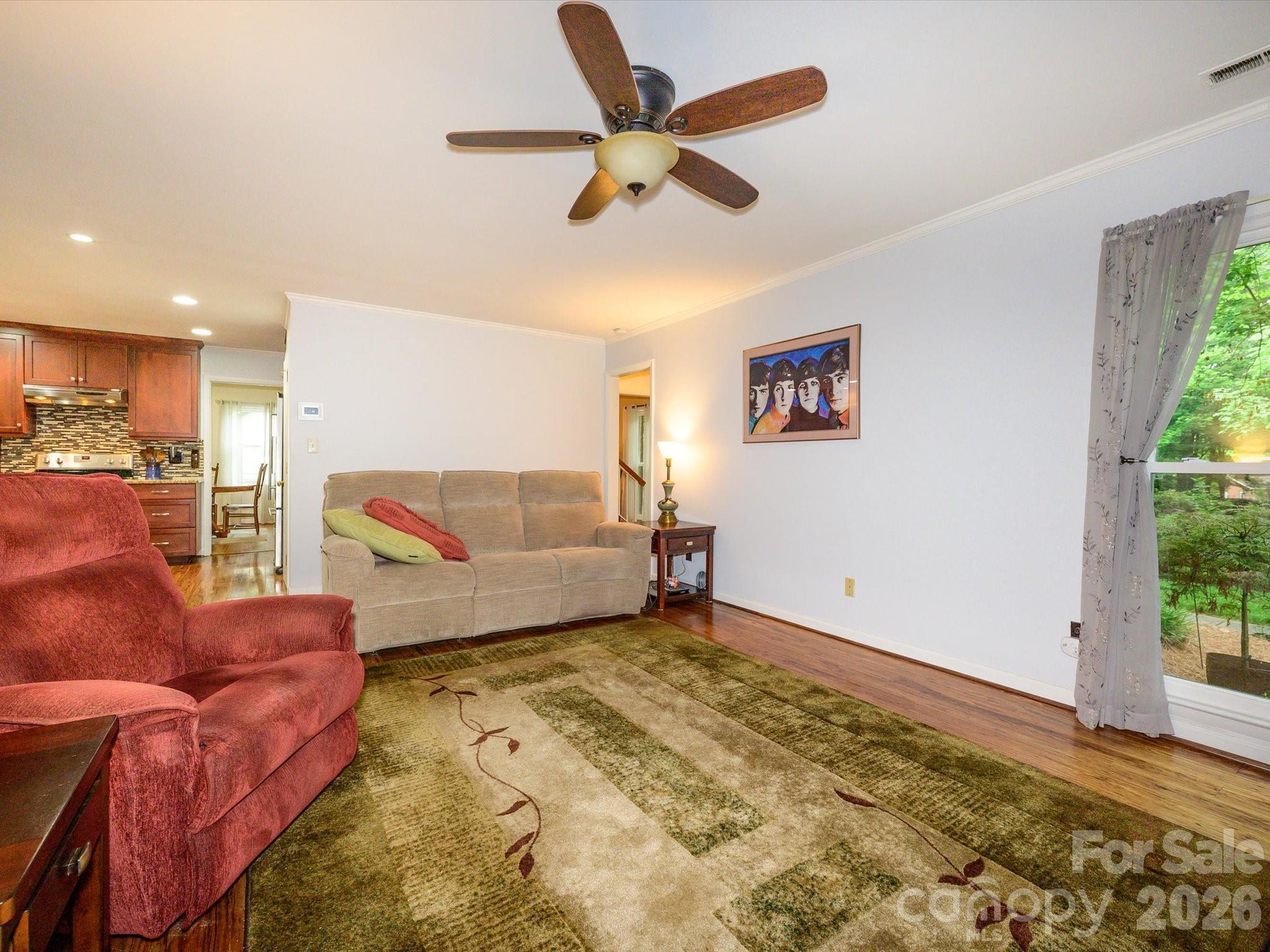 9607 Riddick Place