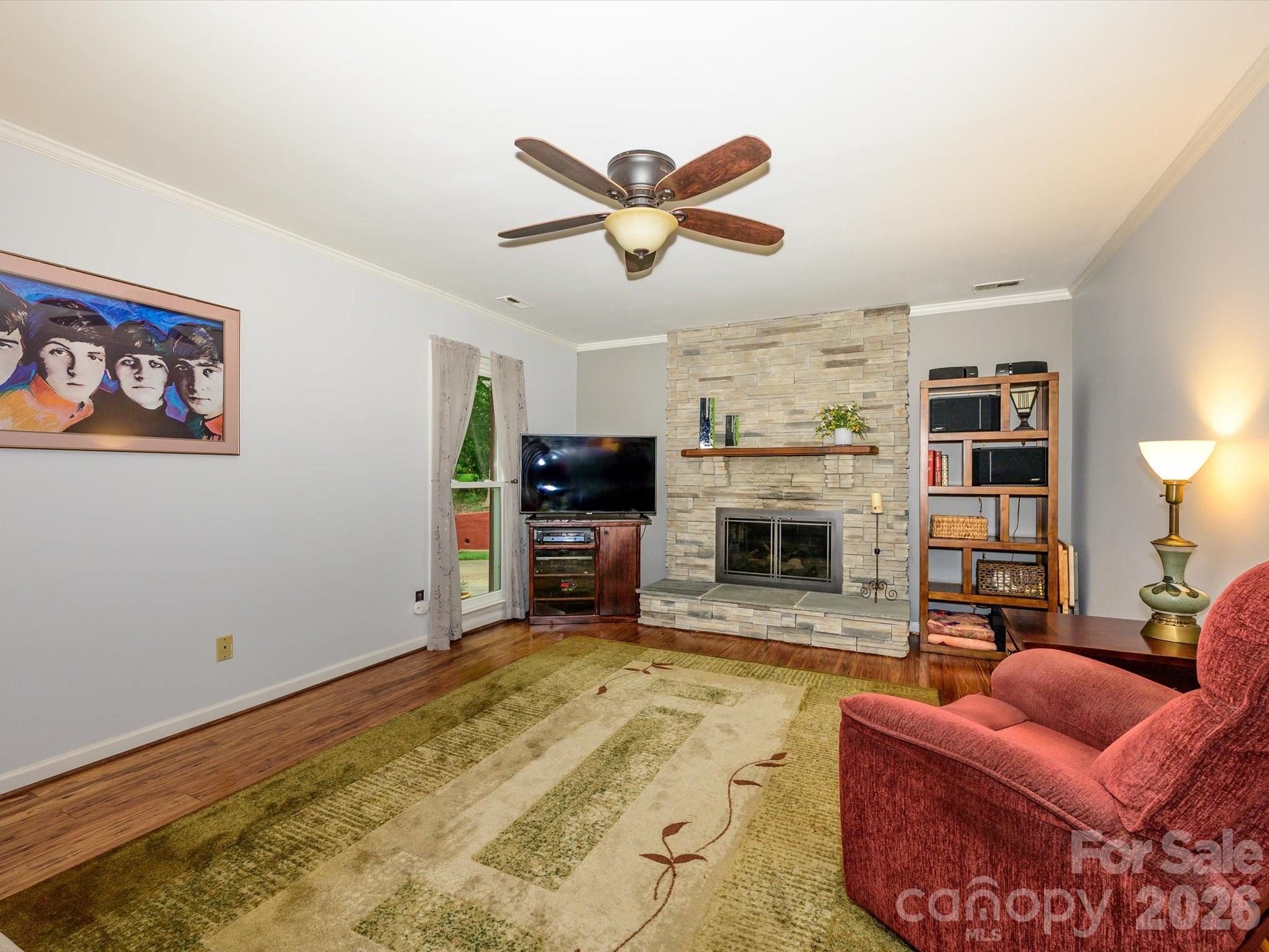 9607 Riddick Place