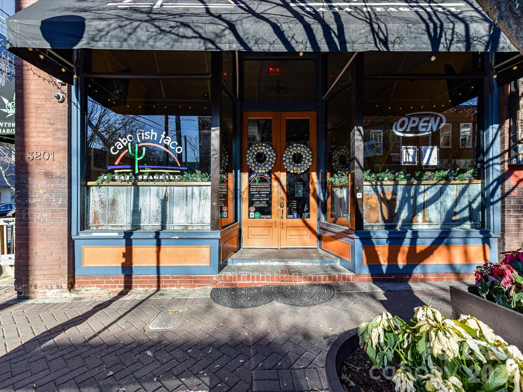 3123 N Davidson Street Unit: 201