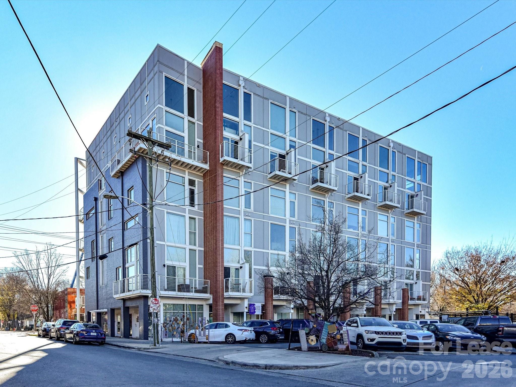 3123 N Davidson Street Unit: 201