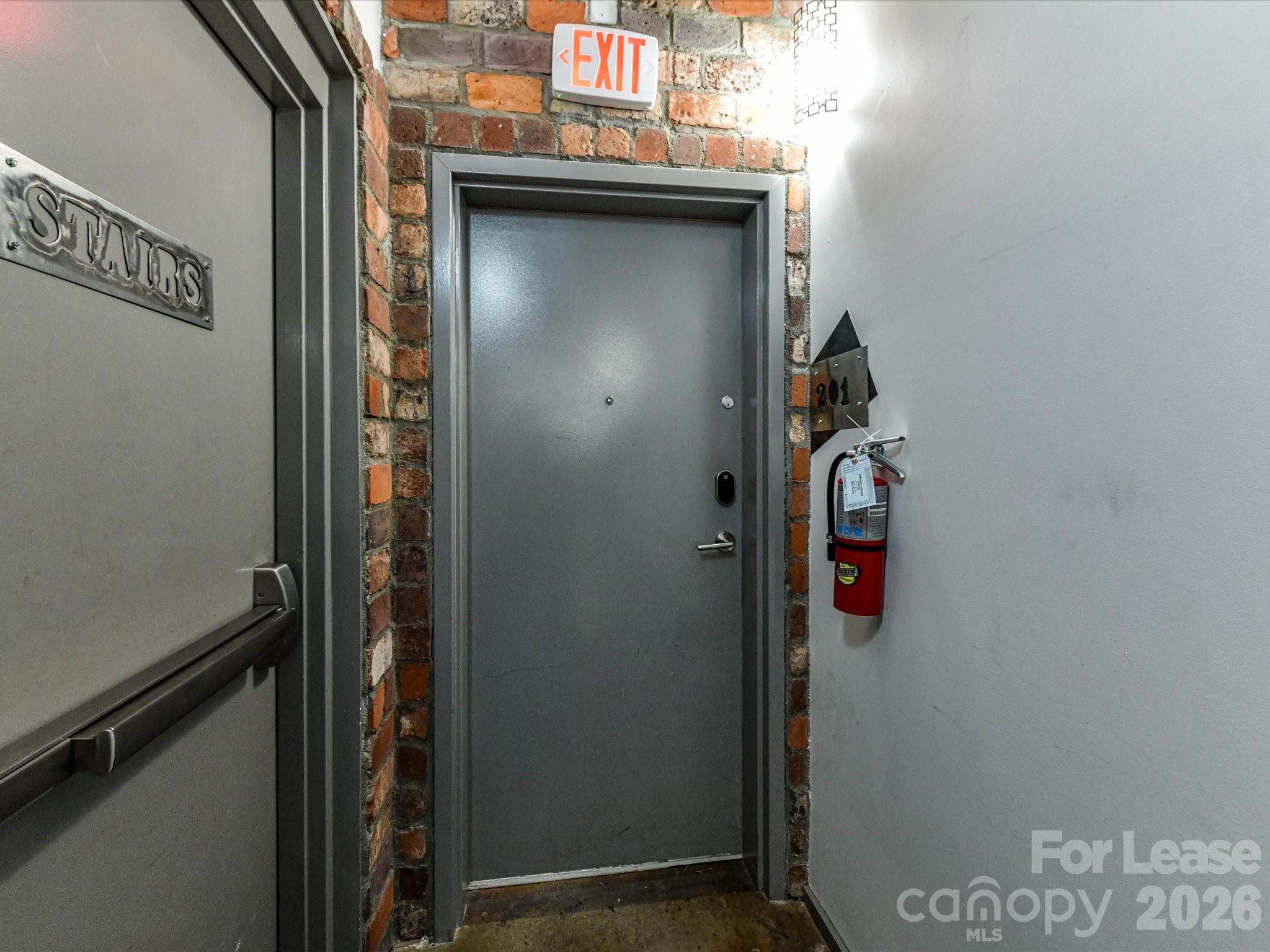 3123 N Davidson Street Unit: 201