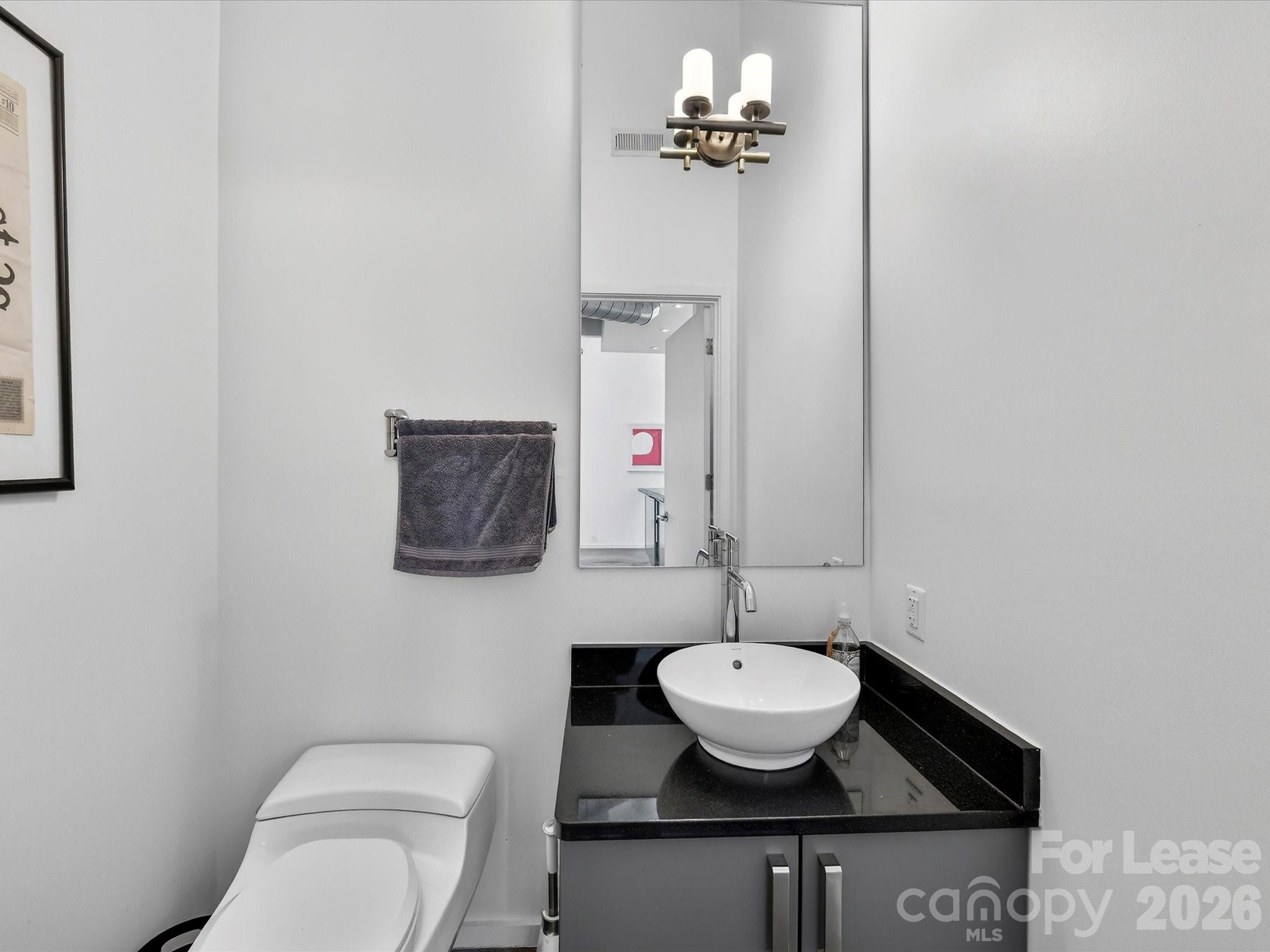 3123 N Davidson Street Unit: 201