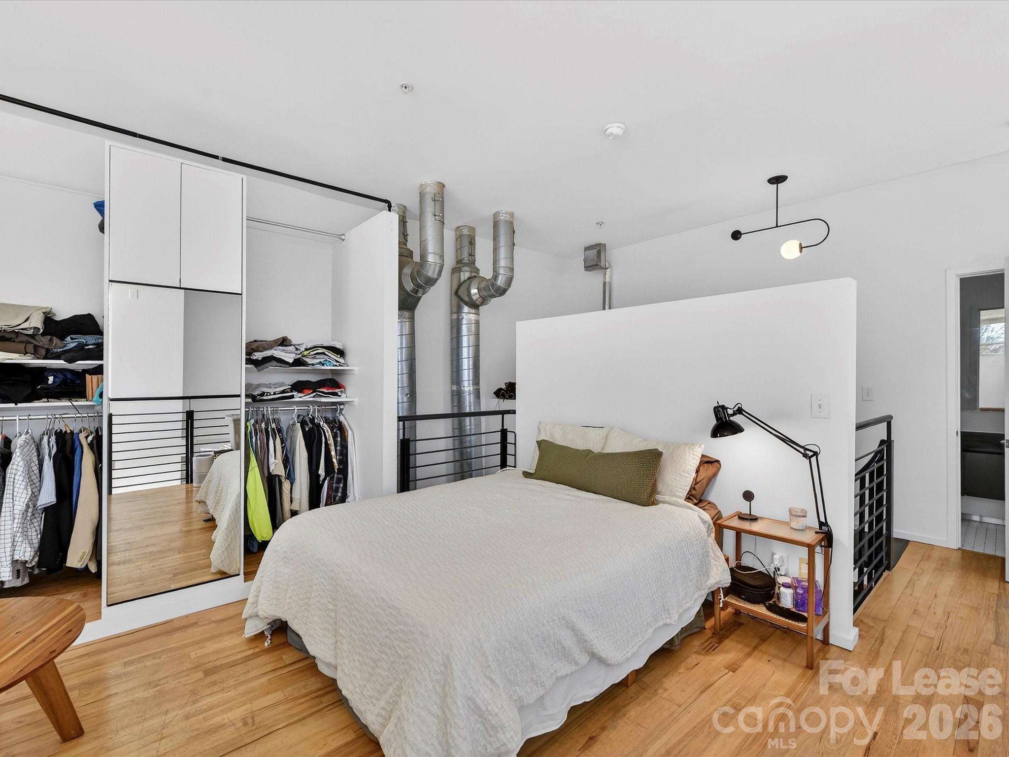 3123 N Davidson Street Unit: 201