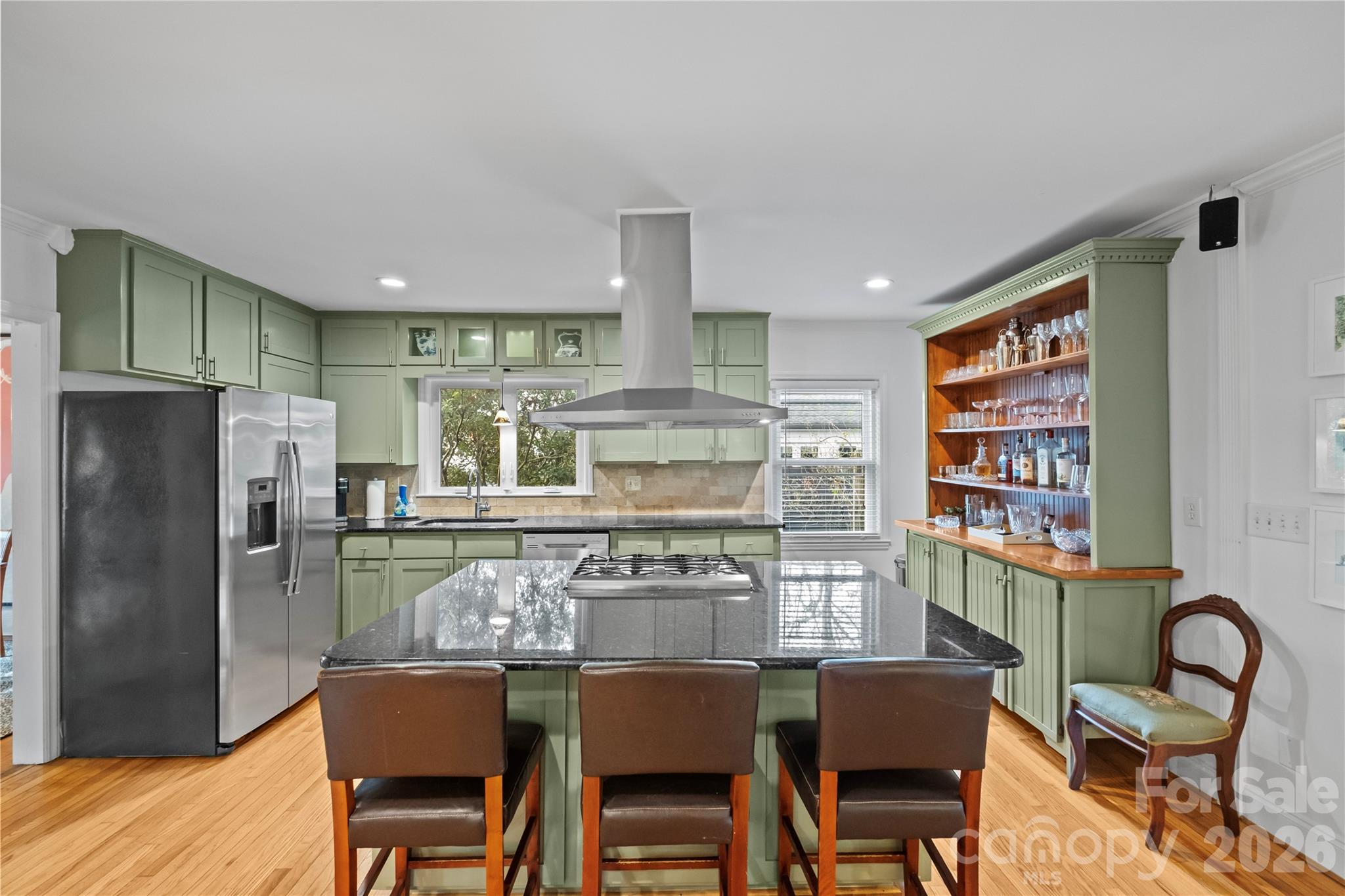 233 Chiswick Road
