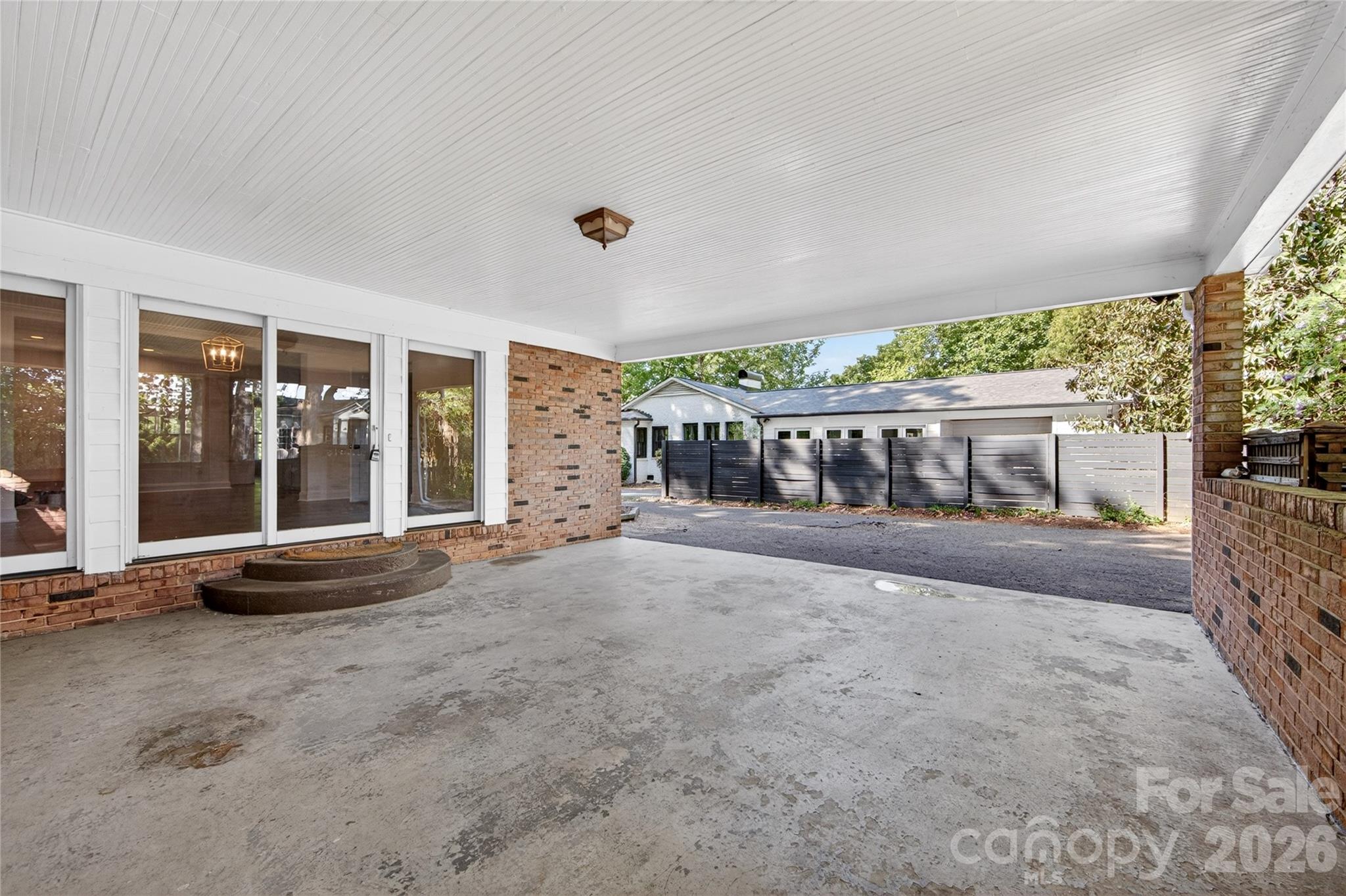 233 Chiswick Road