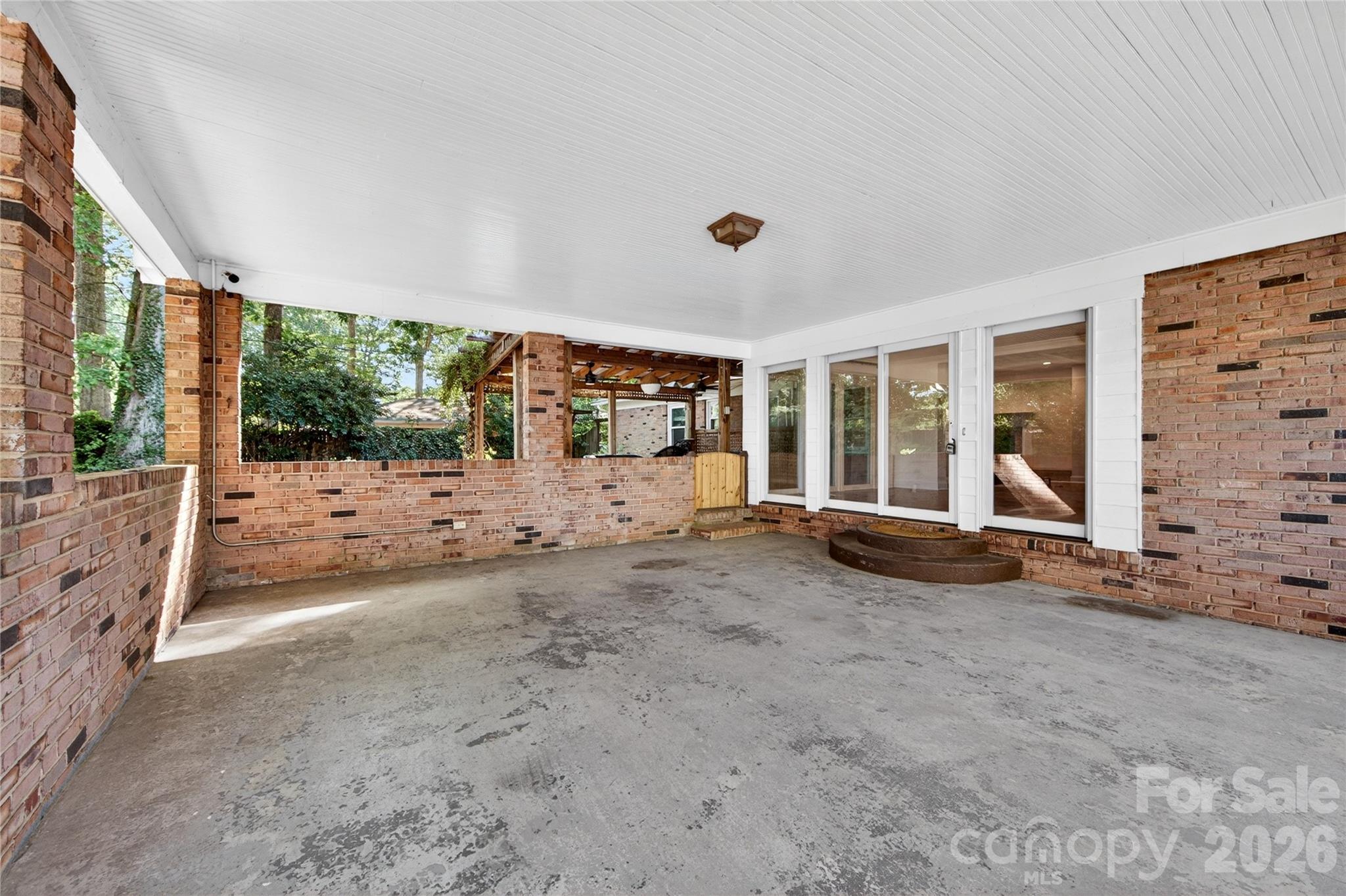 233 Chiswick Road
