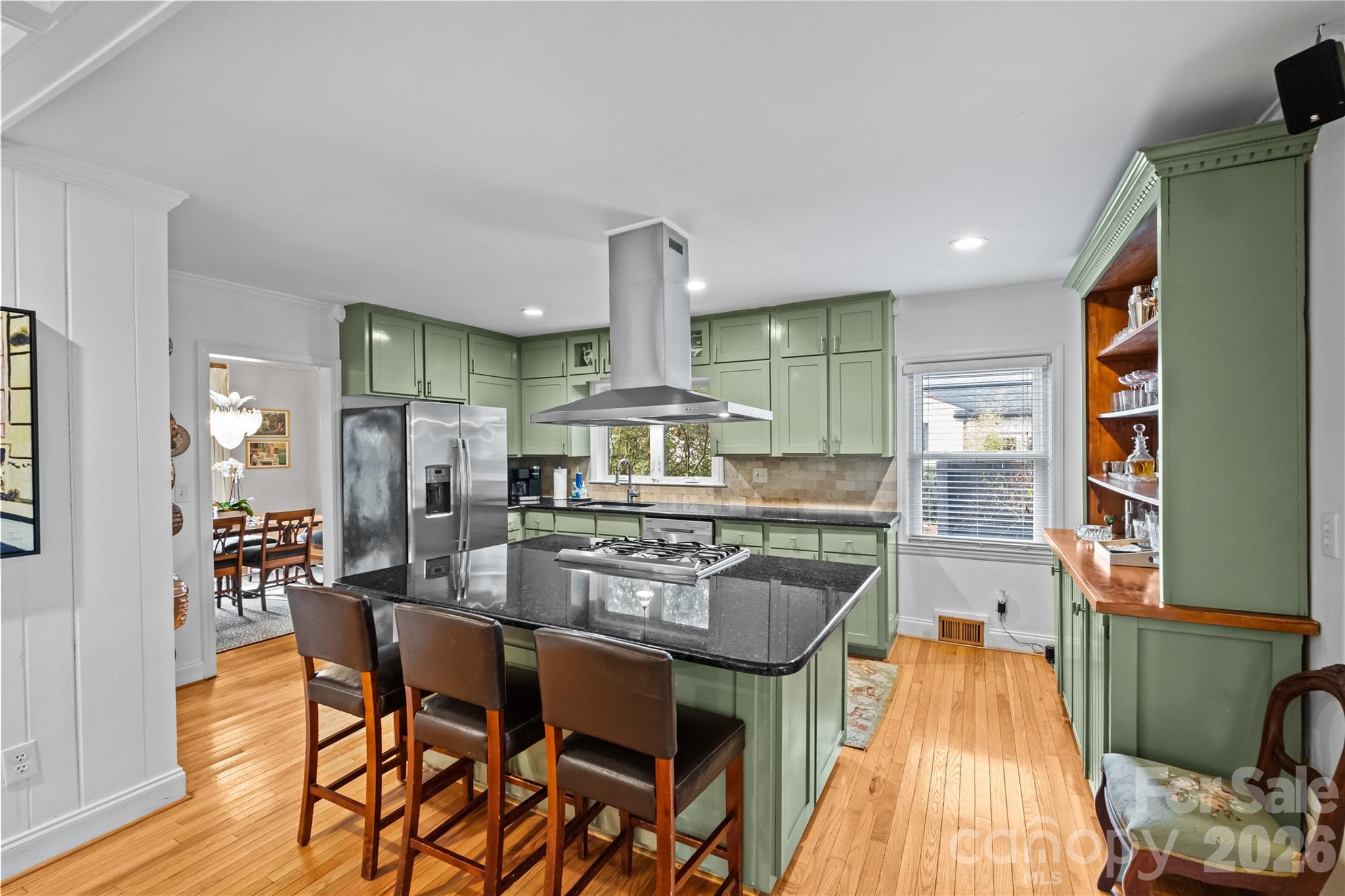 233 Chiswick Road