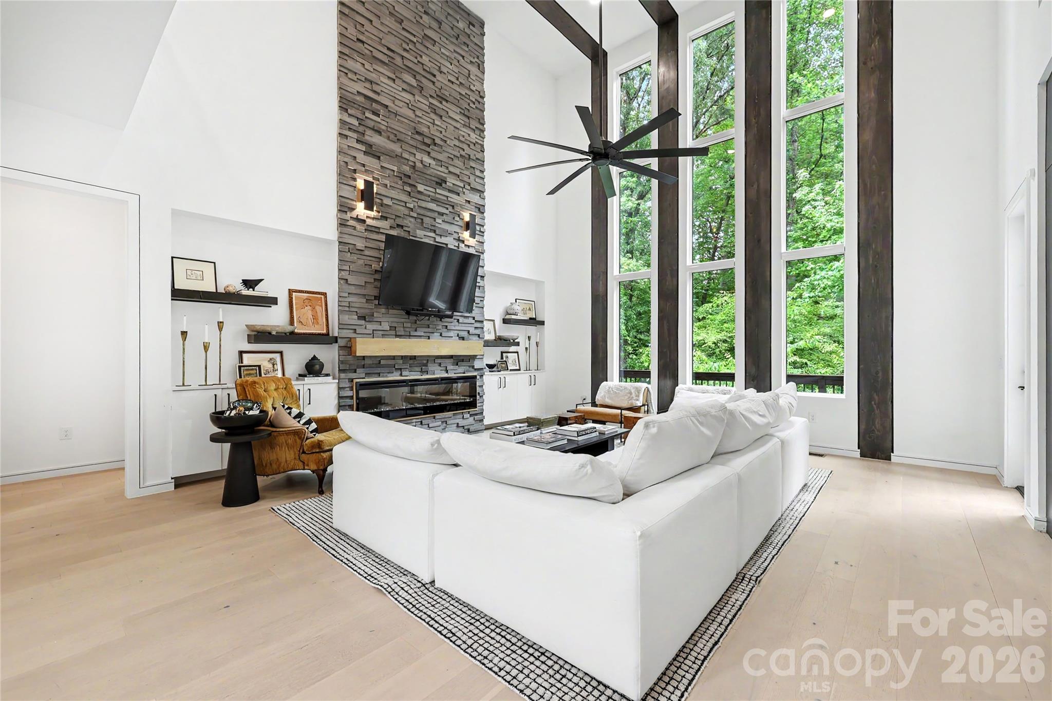2810 Huntingtowne Farms Lane