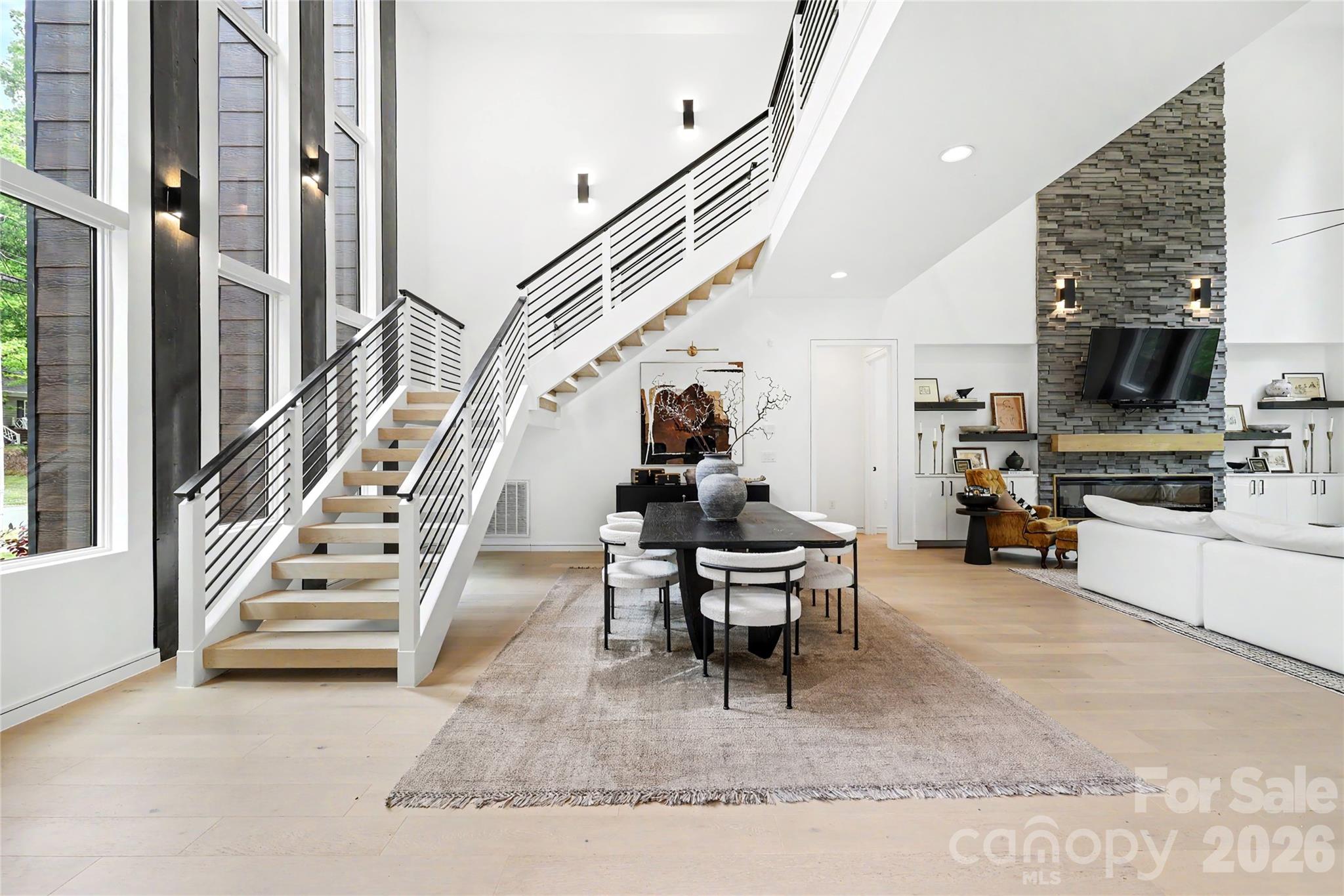 2810 Huntingtowne Farms Lane