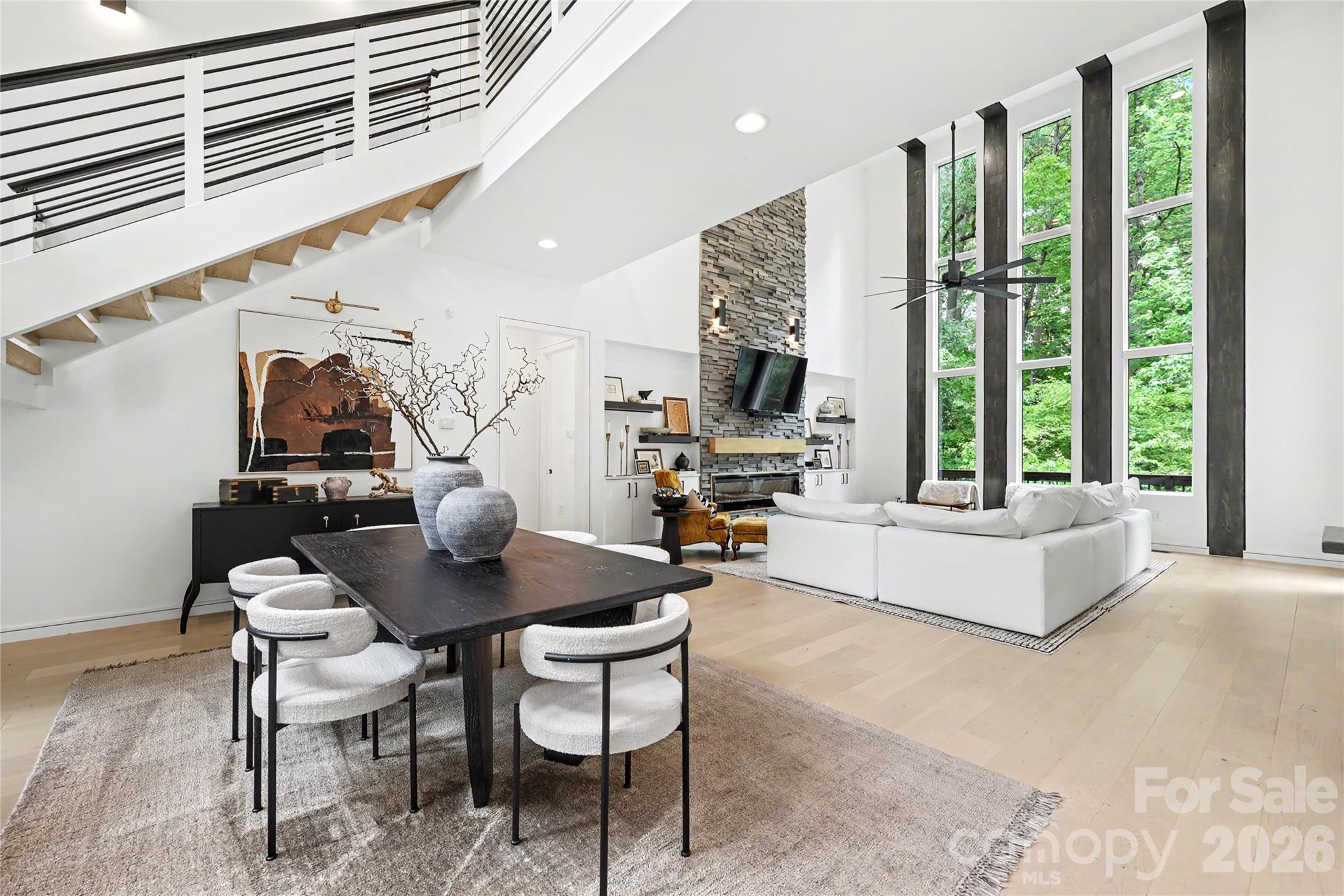 2810 Huntingtowne Farms Lane