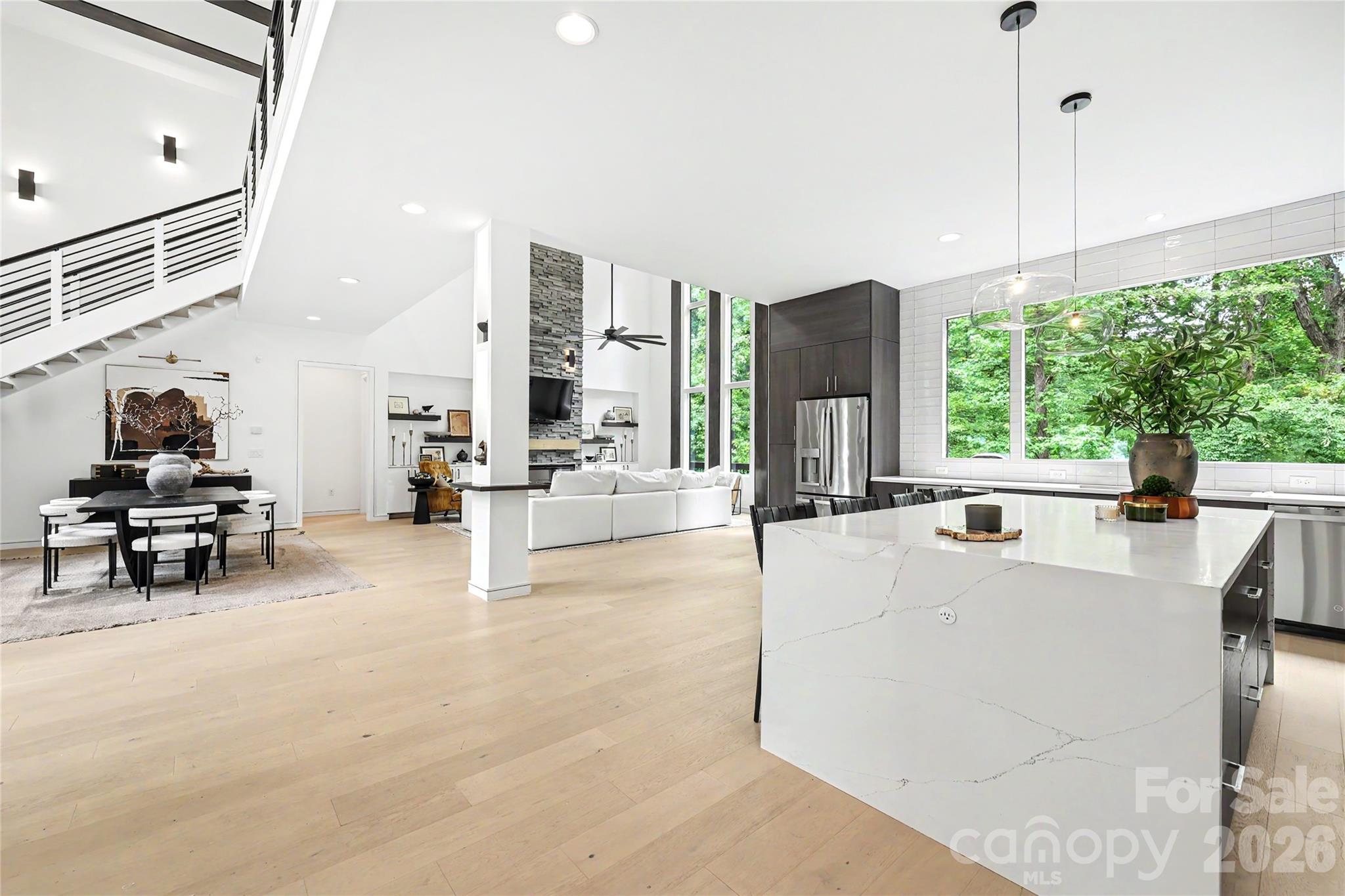 2810 Huntingtowne Farms Lane