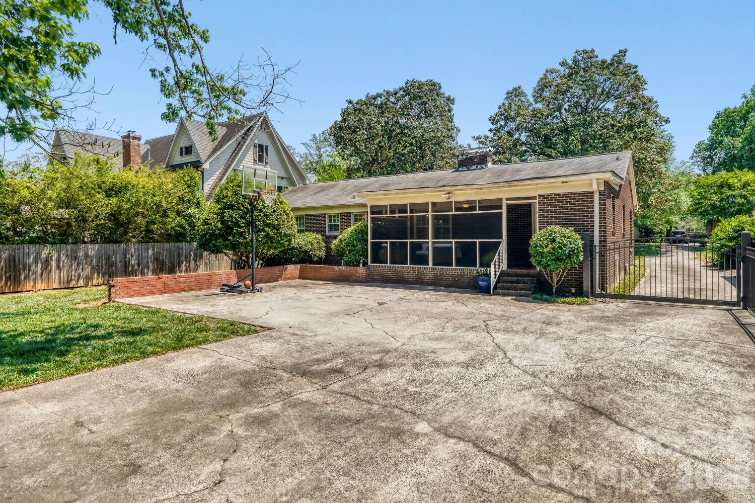215 Scofield Road