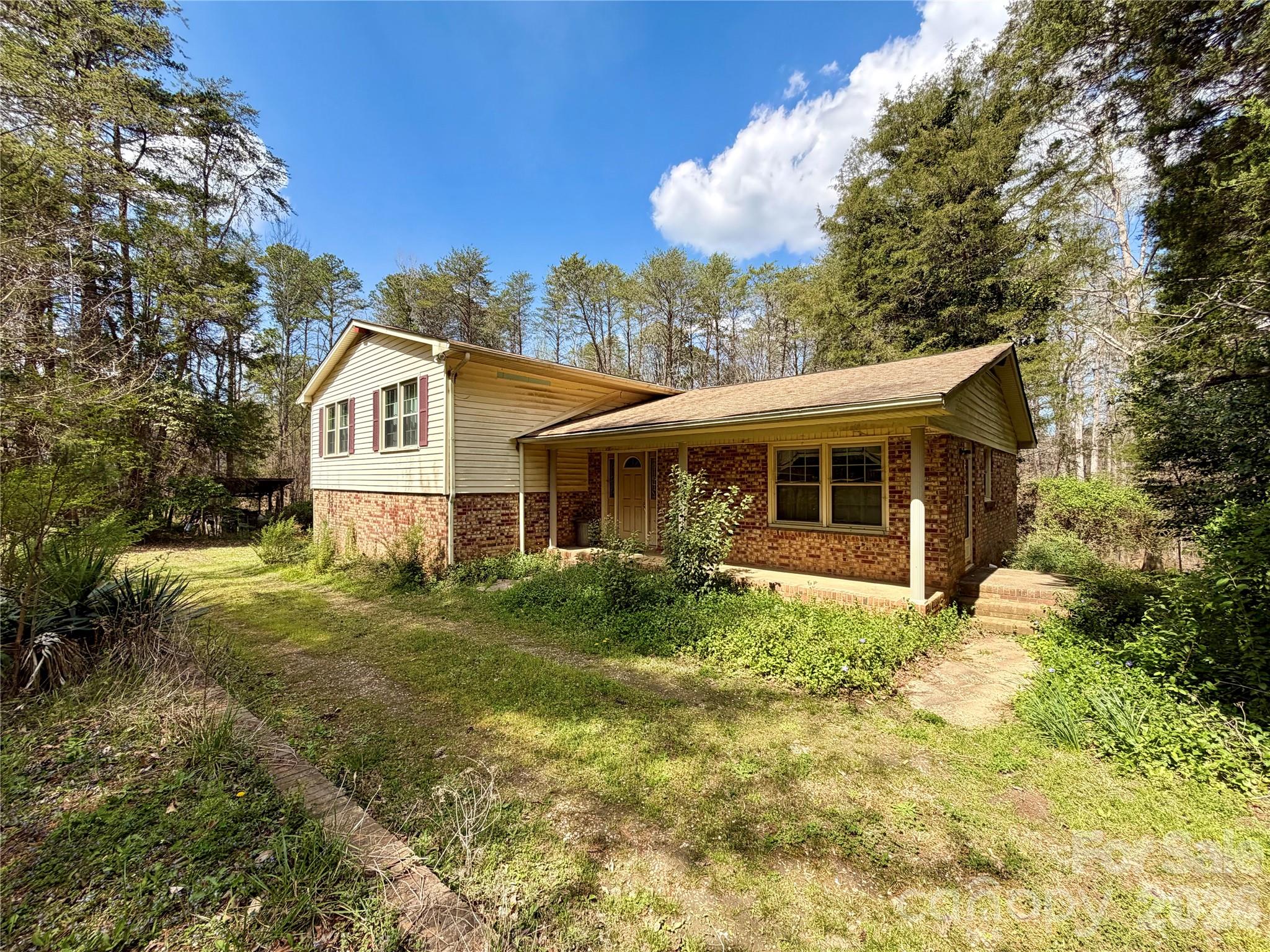 2925 Sparrow Springs Road