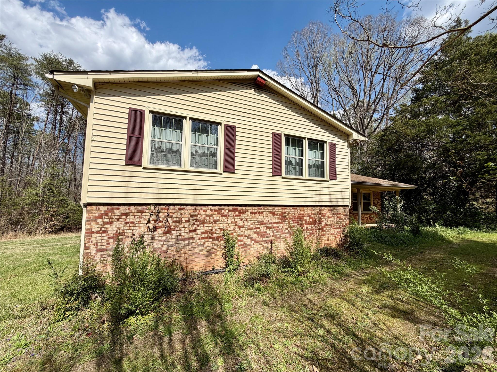 2925 Sparrow Springs Road