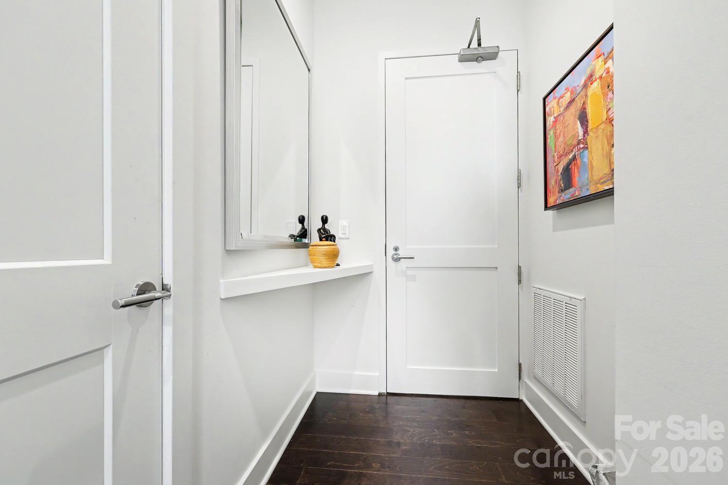 1100 Metropolitan Avenue Unit: 413