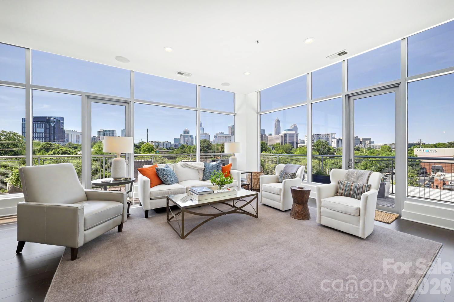 1100 Metropolitan Avenue Unit: 413