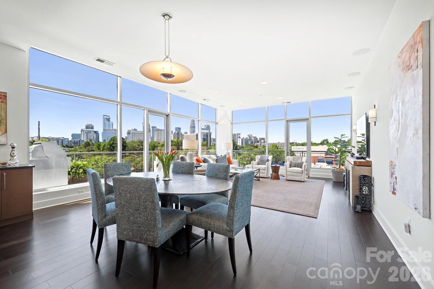 1100 Metropolitan Avenue Unit: 413