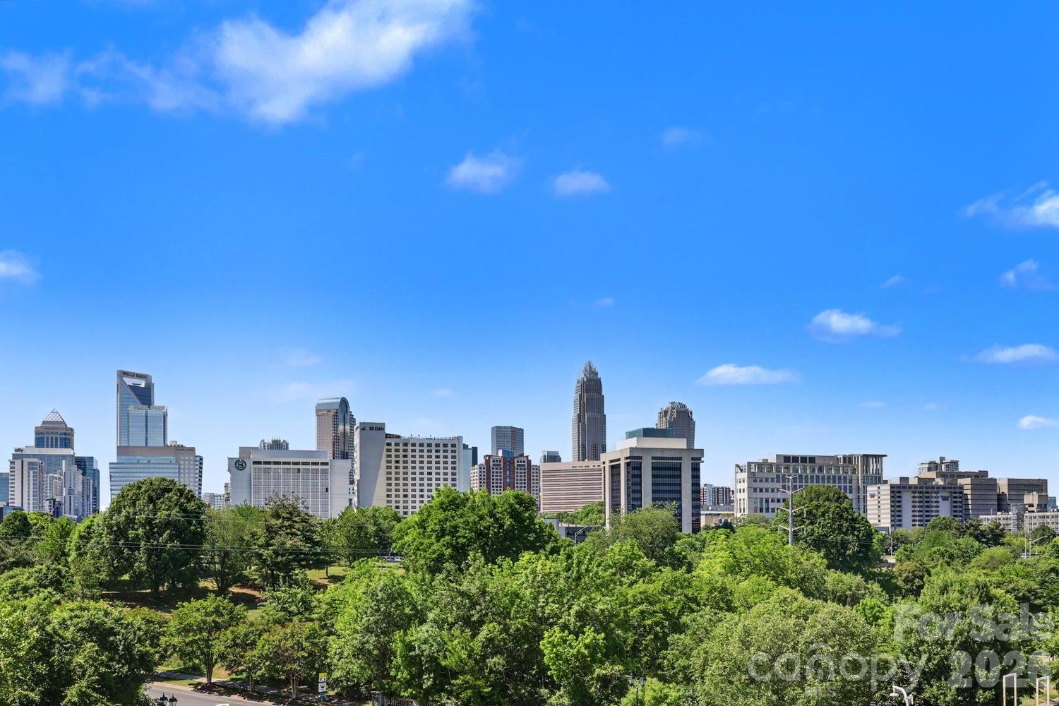 1100 Metropolitan Avenue Unit: 413