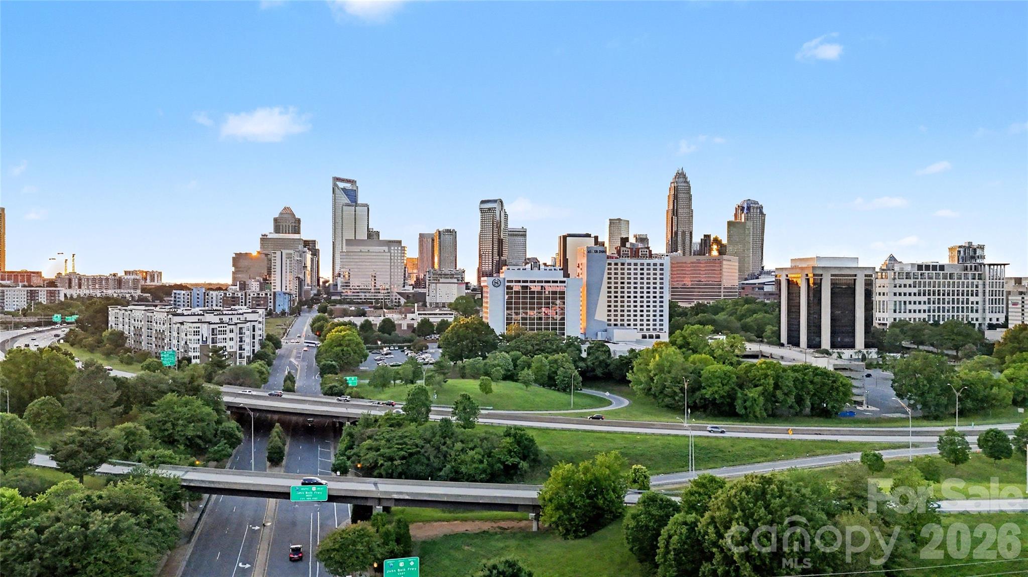 1100 Metropolitan Avenue Unit: 413