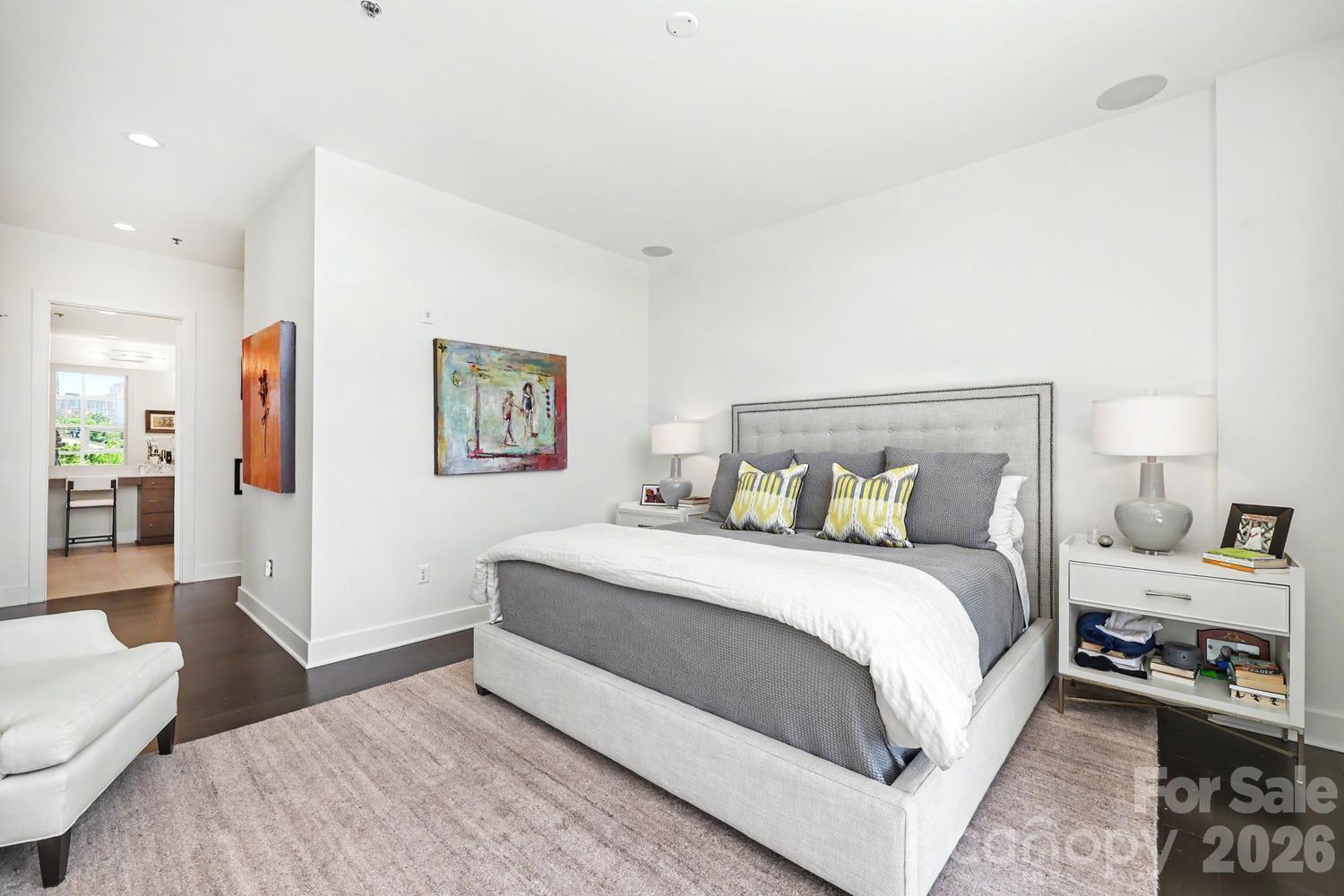 1100 Metropolitan Avenue Unit: 413