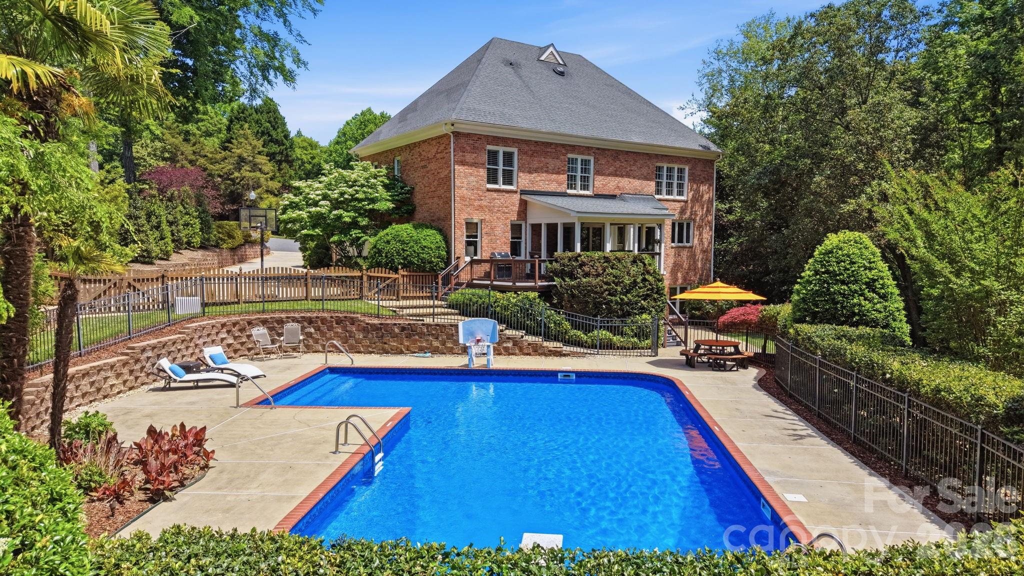 6746 Wynfaire Lane