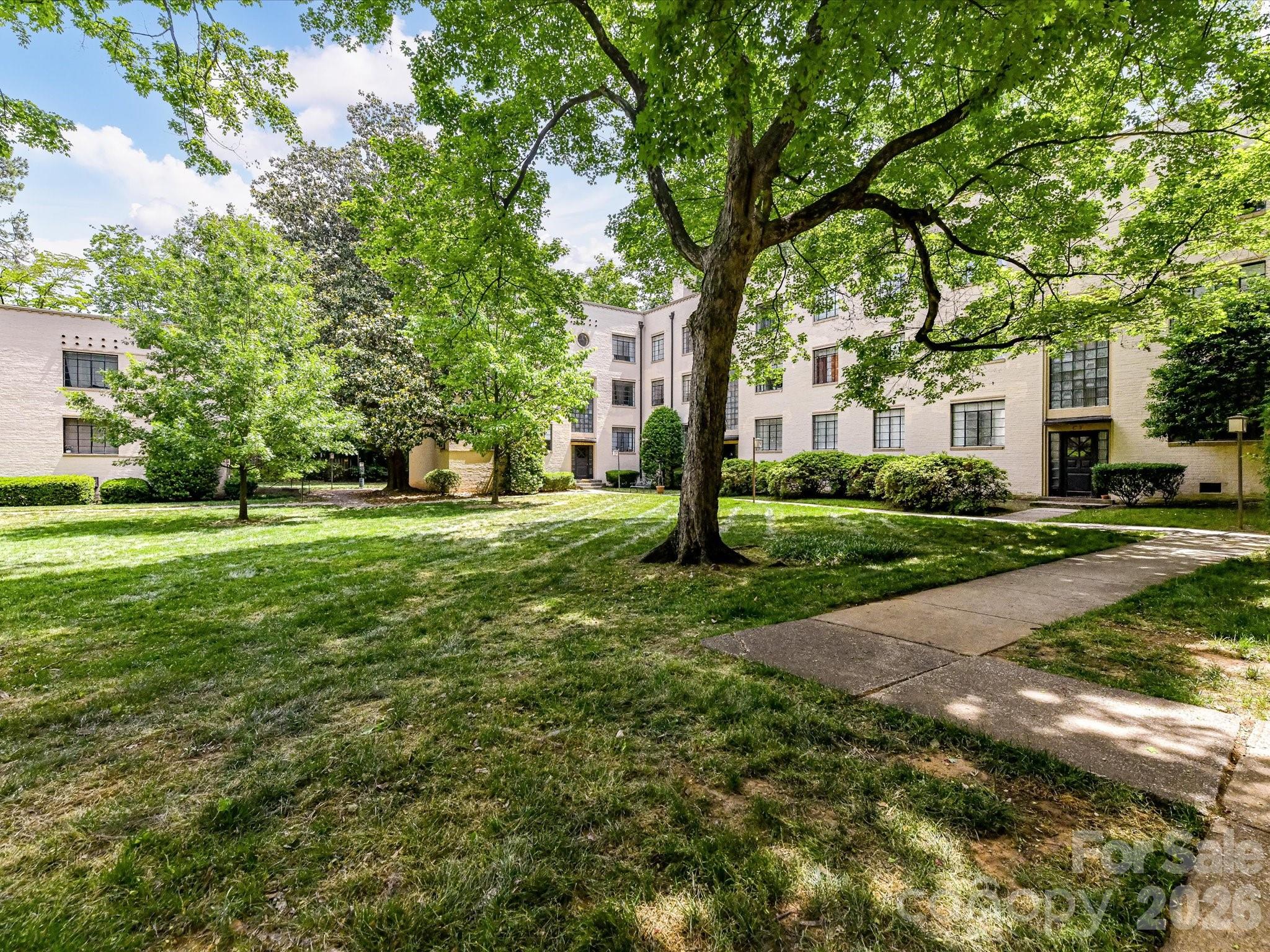 1121 Myrtle Avenue Unit: 47
