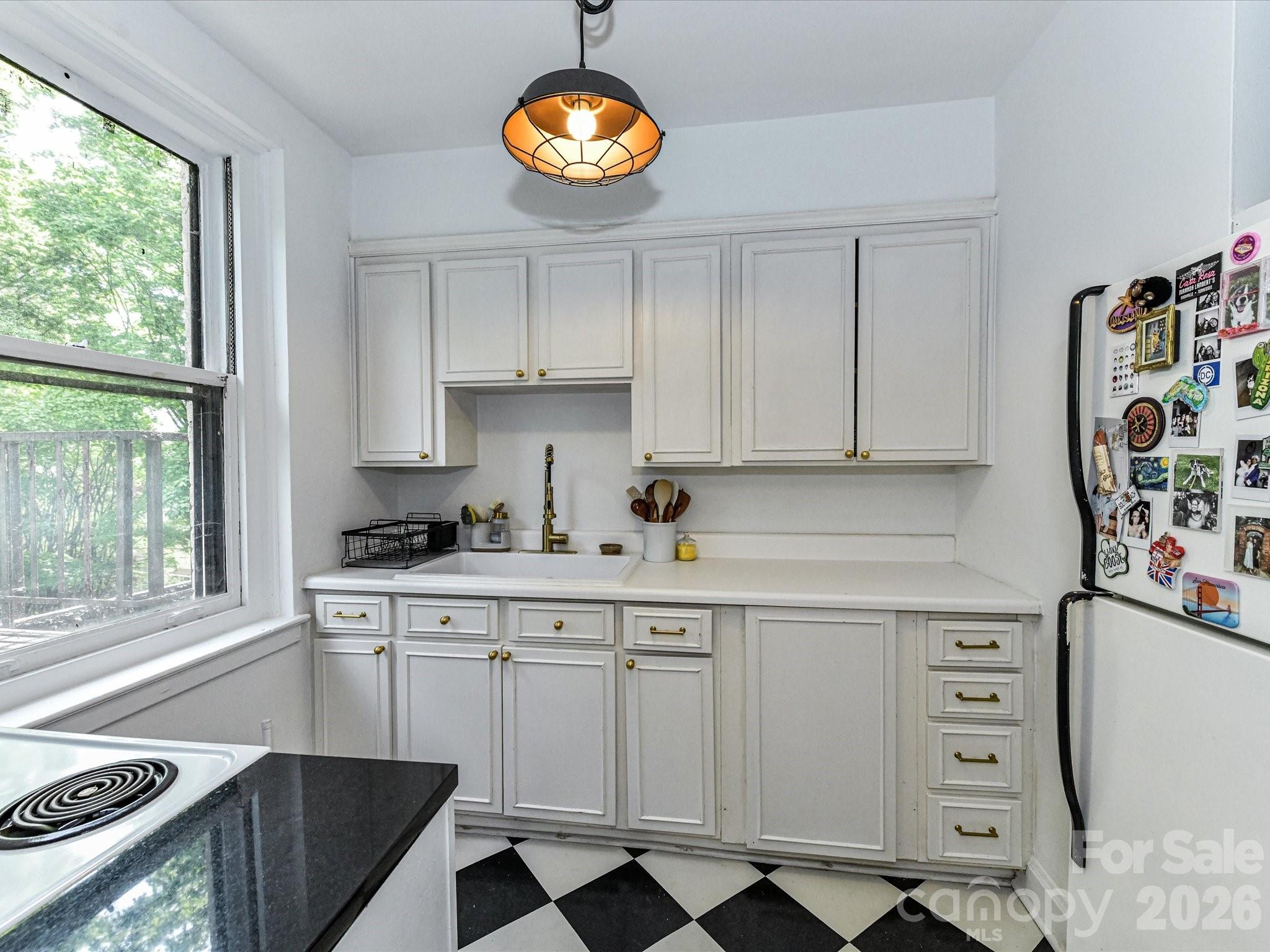 1121 Myrtle Avenue Unit: 47