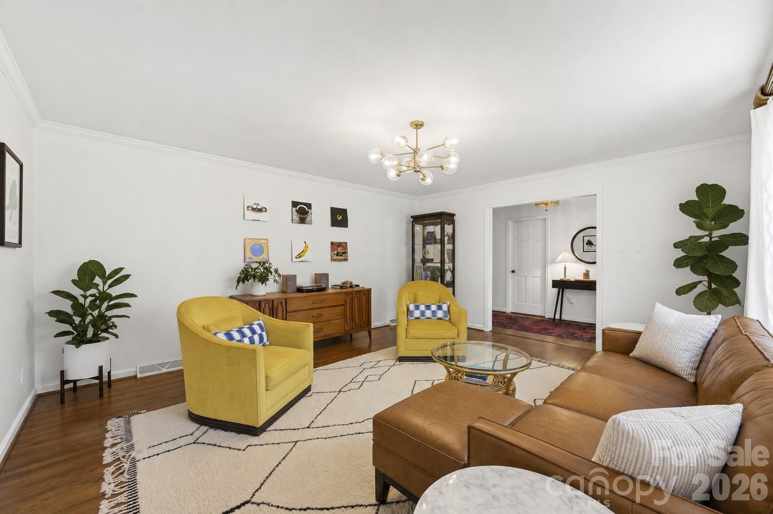 1123 Cheddington Drive