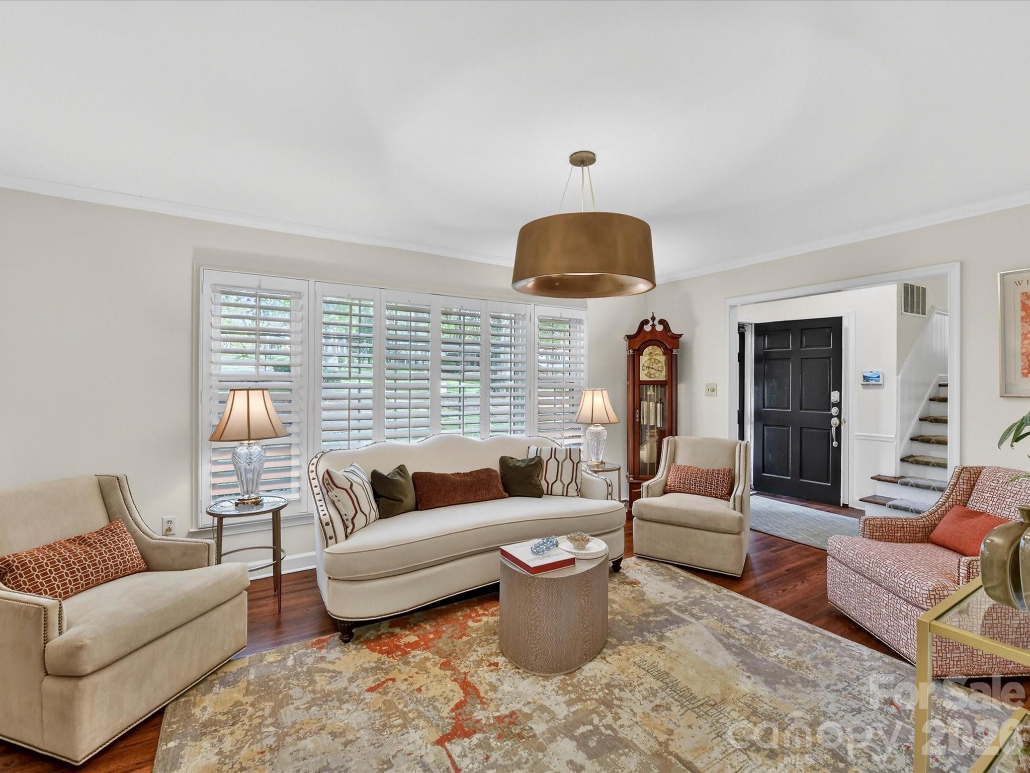 3719 Huckleberry Road