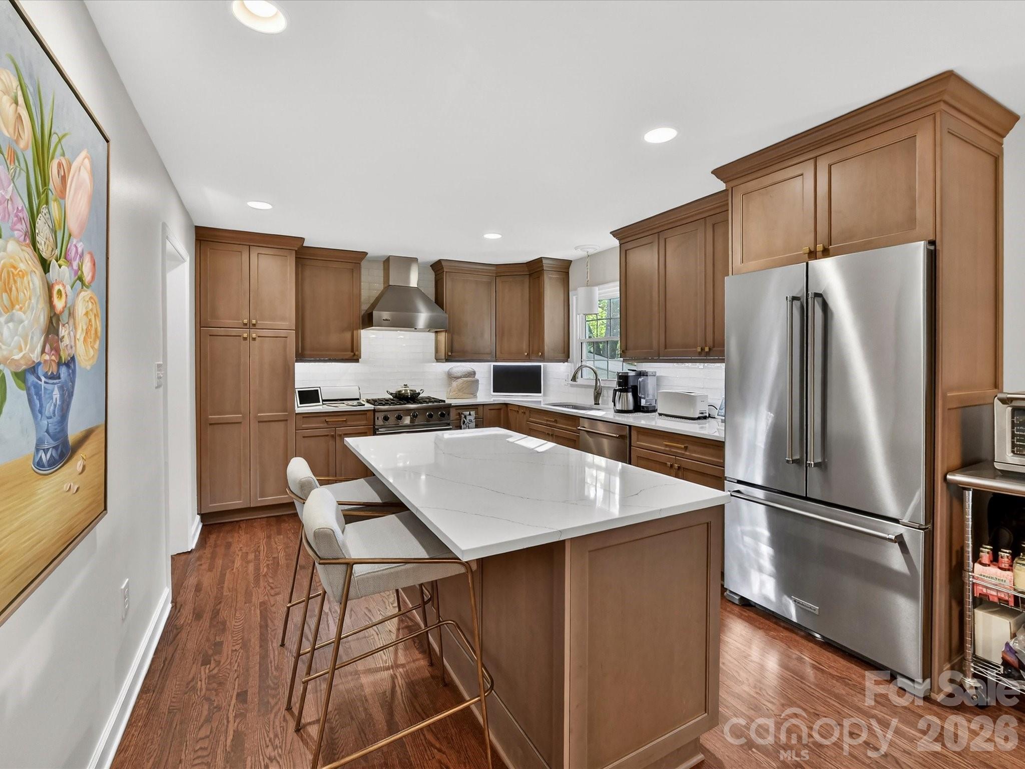 3719 Huckleberry Road