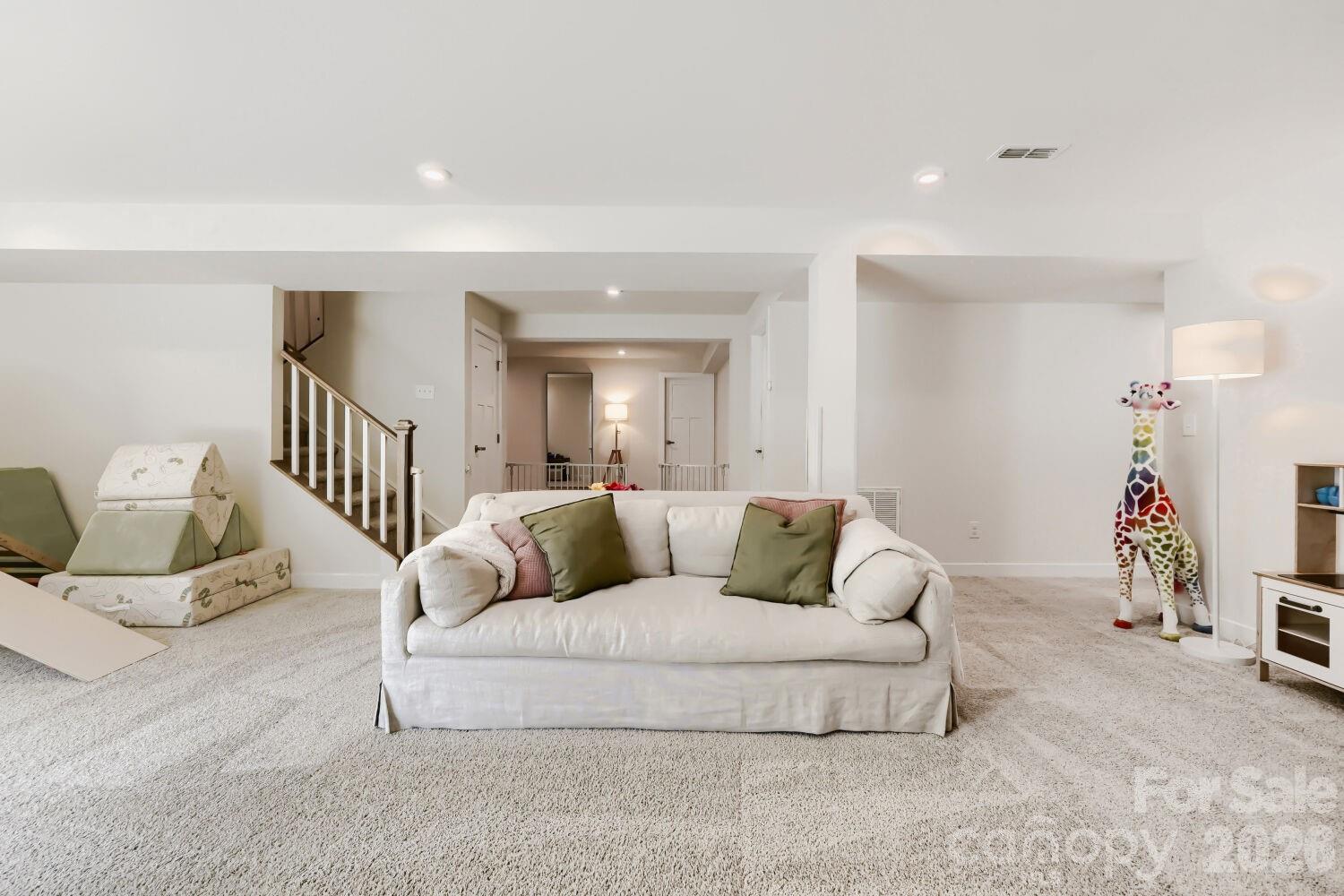 11126 Sound Road