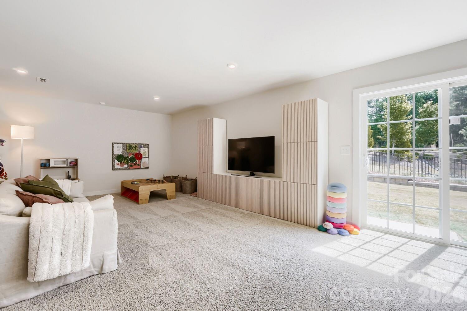 11126 Sound Road