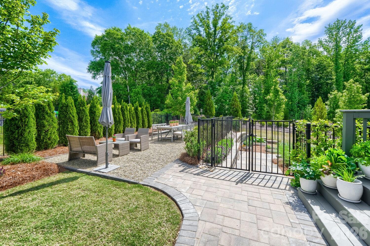 11126 Sound Road