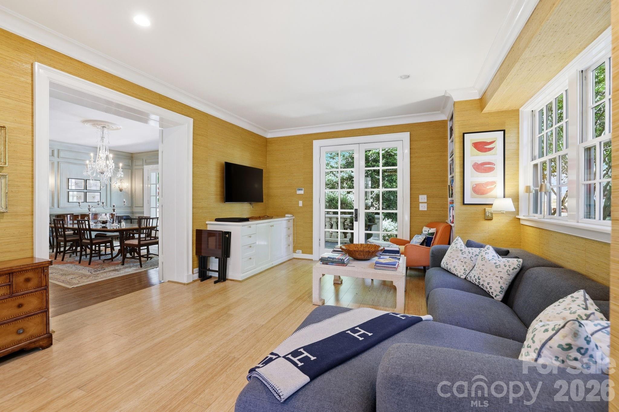 937 Granville Road