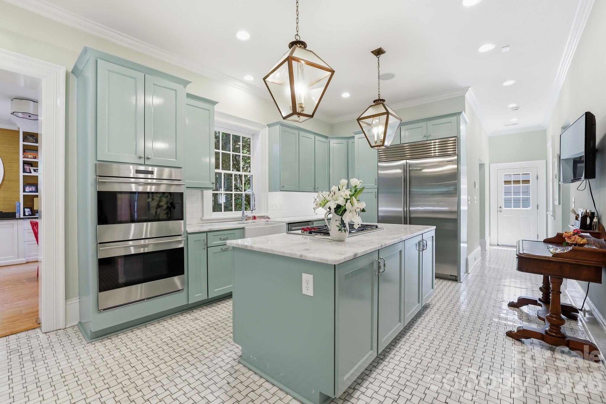 937 Granville Road