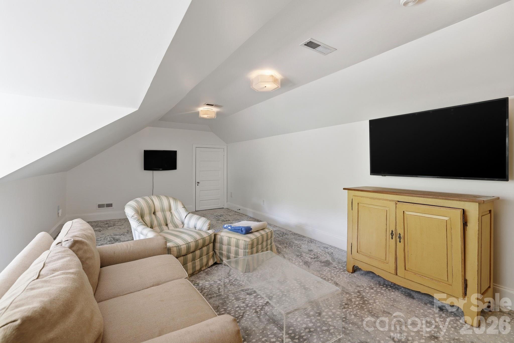 937 Granville Road