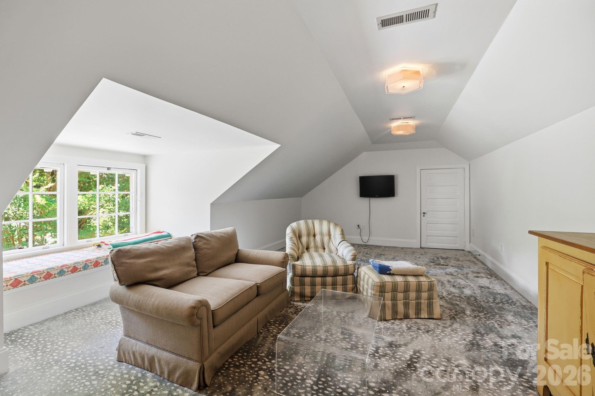 937 Granville Road