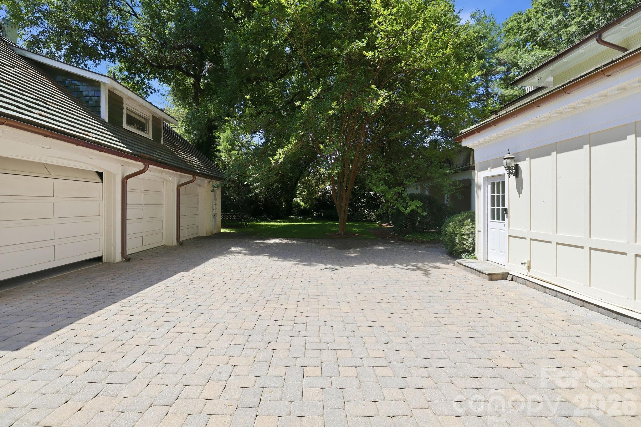 937 Granville Road
