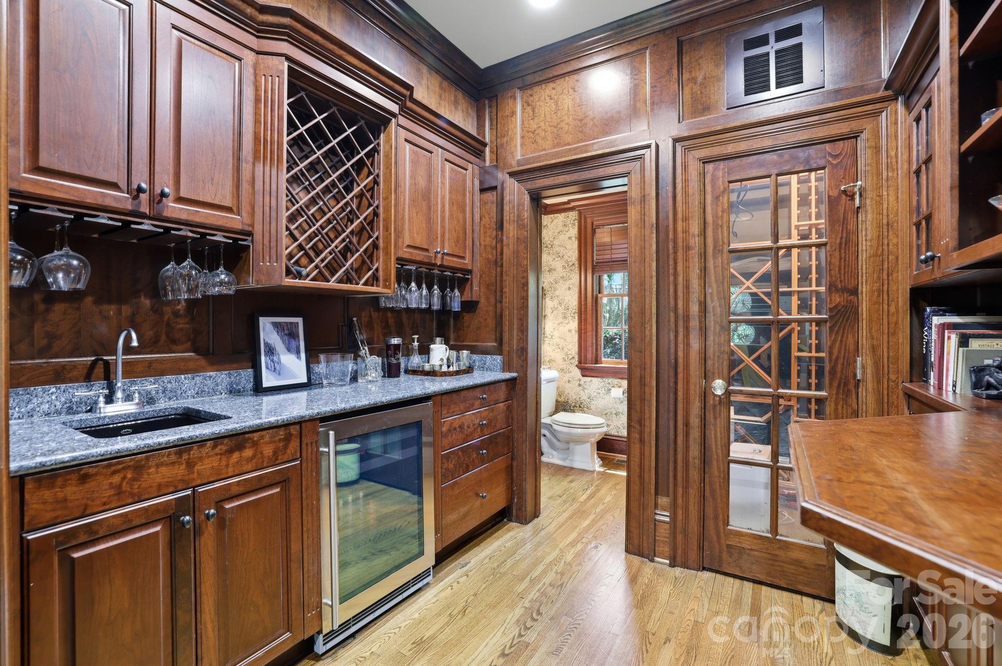 937 Granville Road