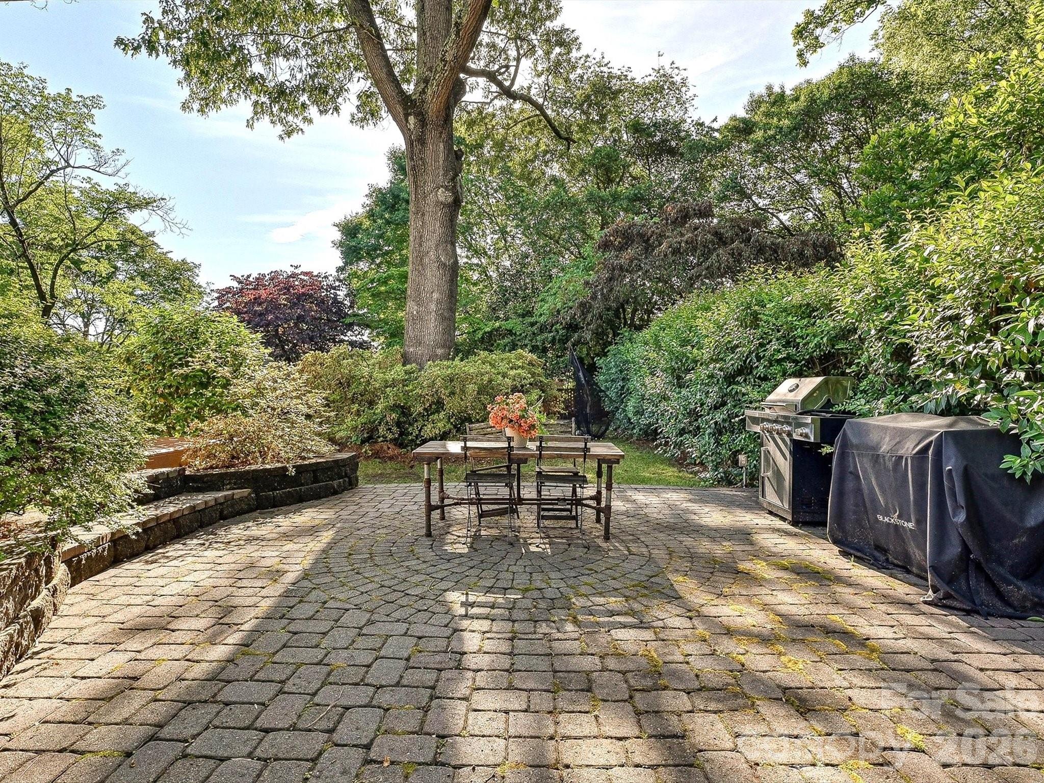 3131 Pinehurst Place