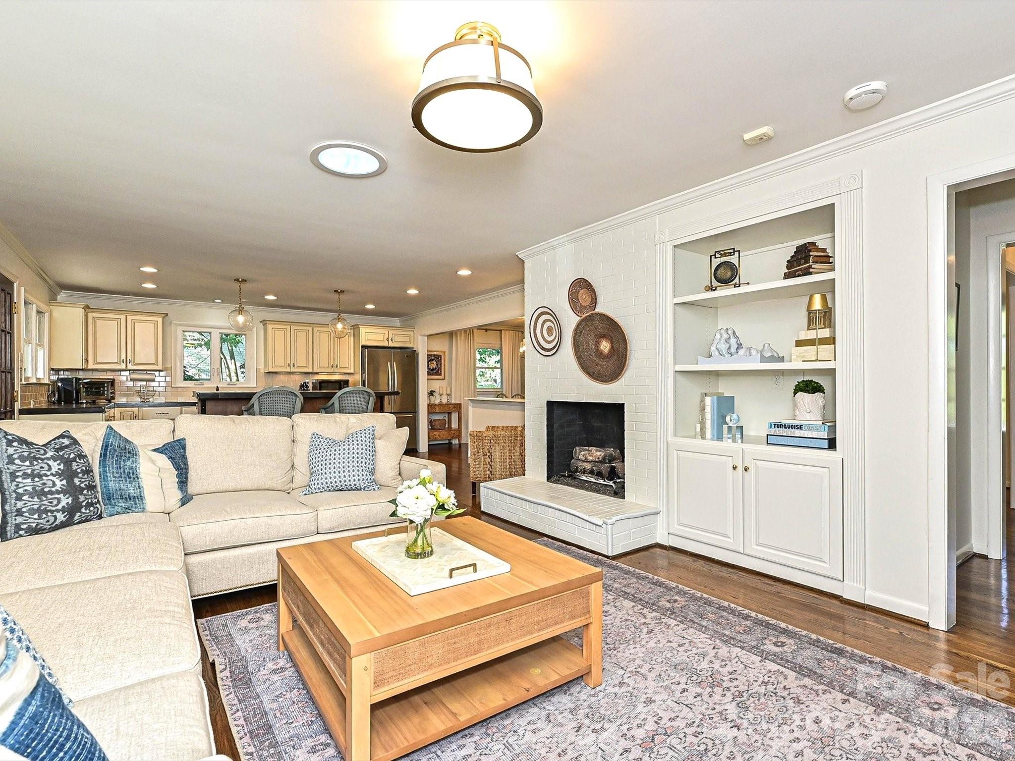 3131 Pinehurst Place