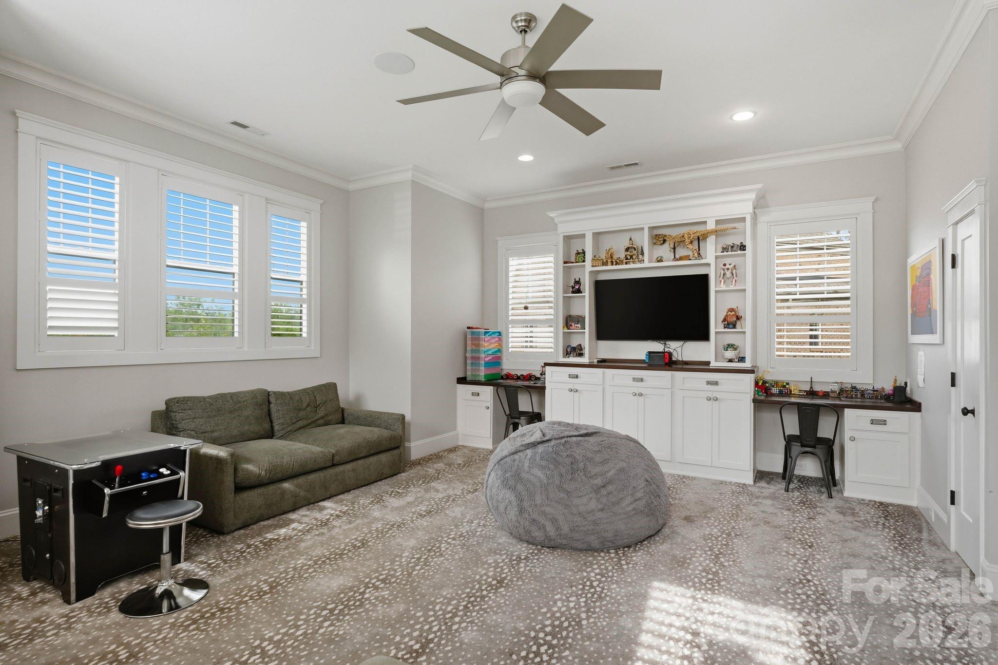2256 Rock Creek Drive