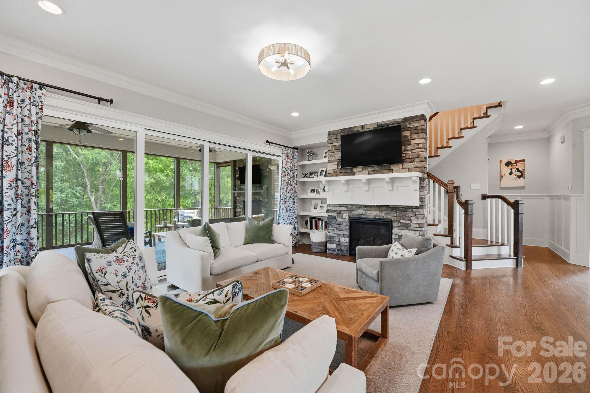 2256 Rock Creek Drive