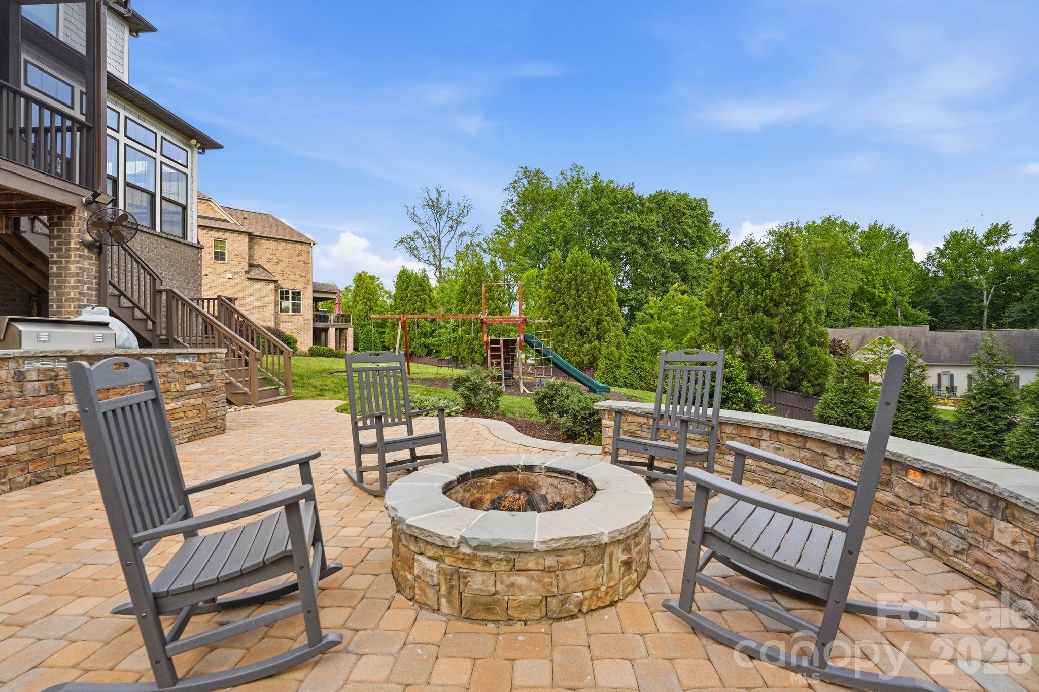 2256 Rock Creek Drive