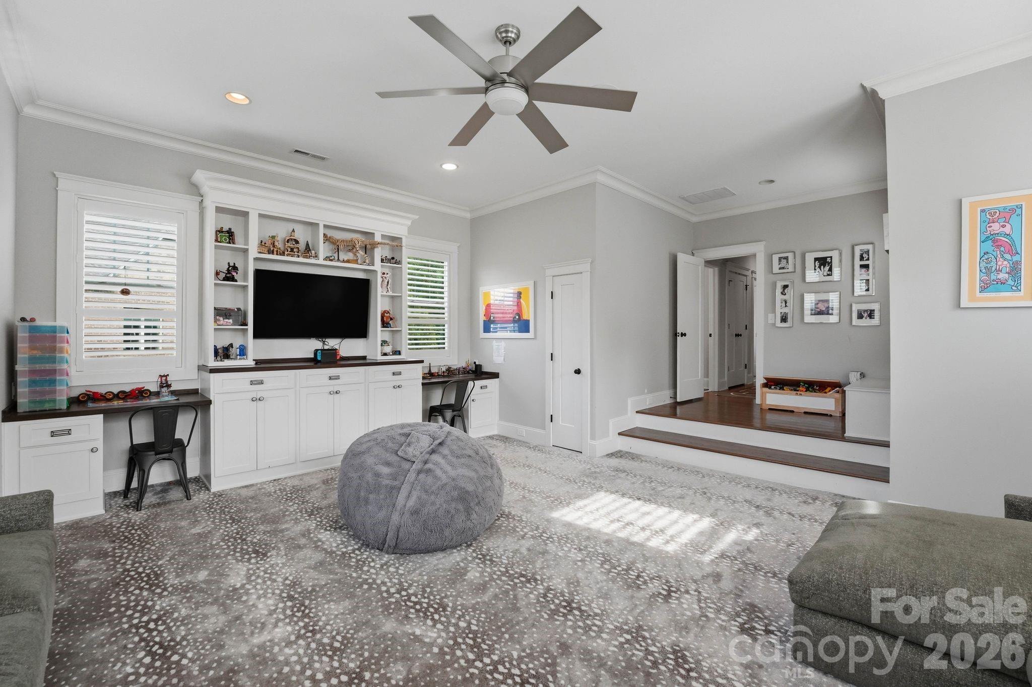 2256 Rock Creek Drive
